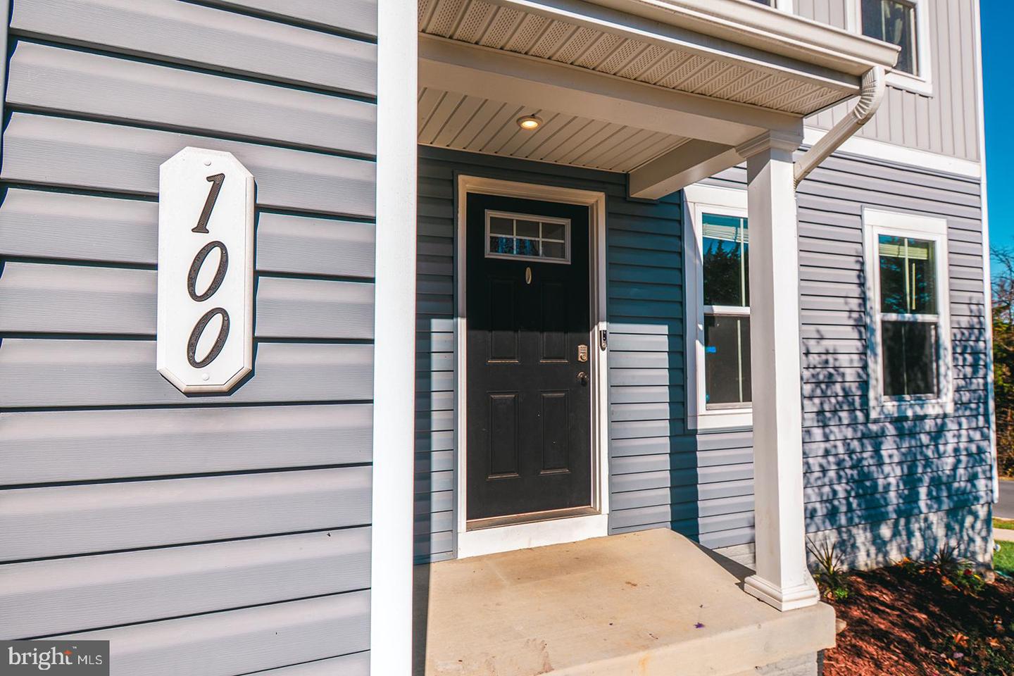 100 COVILLE ST, MIDDLETOWN, Virginia 22645, 5 Bedrooms Bedrooms, ,2 BathroomsBathrooms,Residential,For sale,100 COVILLE ST,VAFV2037906 MLS # VAFV2037906 100 COVILLE ST, MIDDLETOWN, Virginia 22645, 5 Bedrooms Bedrooms, ,2 BathroomsBathrooms,Residential,For sale,100 COVILLE ST,VAFV2037906 MLS # VAFV2037906