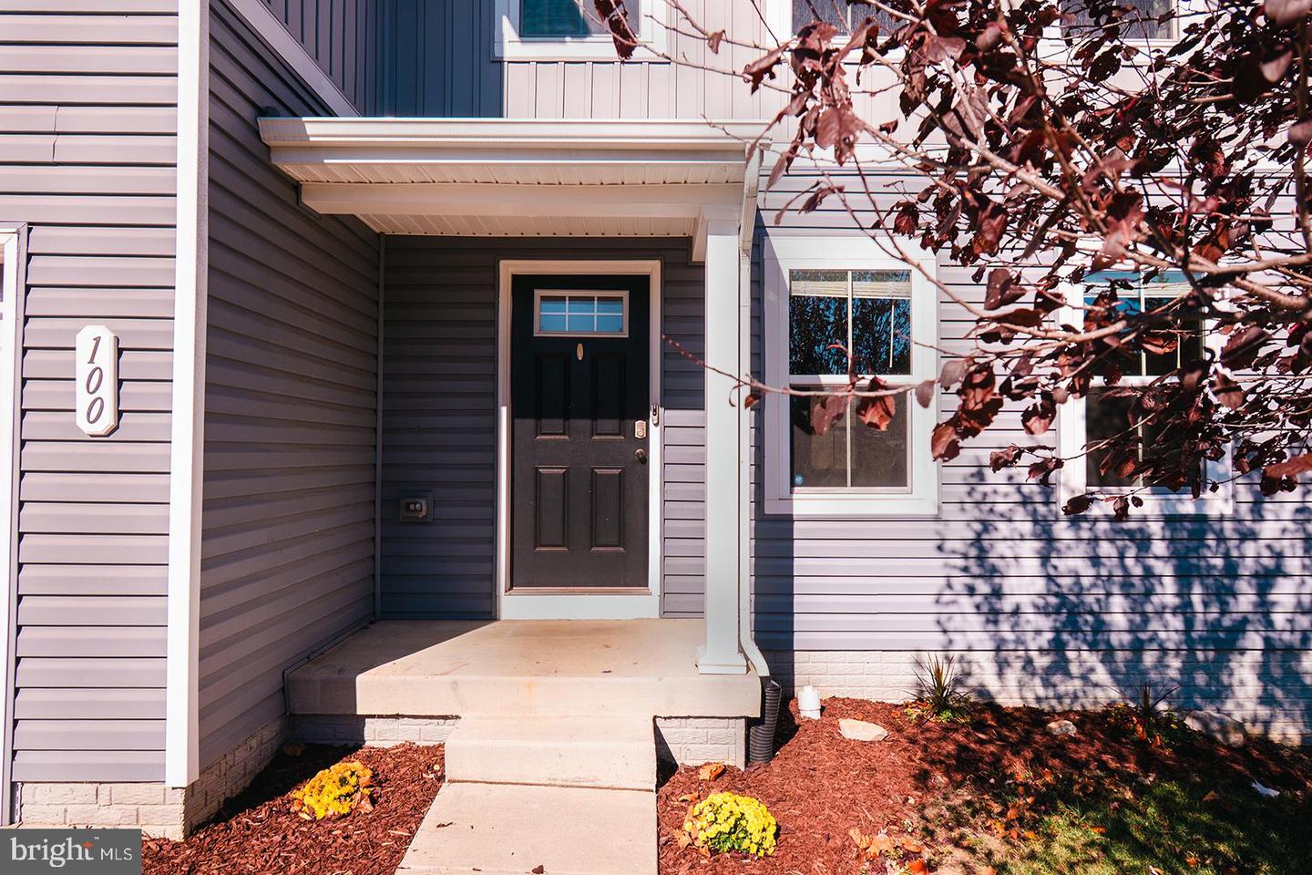 100 COVILLE ST, MIDDLETOWN, Virginia 22645, 5 Bedrooms Bedrooms, ,2 BathroomsBathrooms,Residential,For sale,100 COVILLE ST,VAFV2037906 MLS # VAFV2037906 100 COVILLE ST, MIDDLETOWN, Virginia 22645, 5 Bedrooms Bedrooms, ,2 BathroomsBathrooms,Residential,For sale,100 COVILLE ST,VAFV2037906 MLS # VAFV2037906