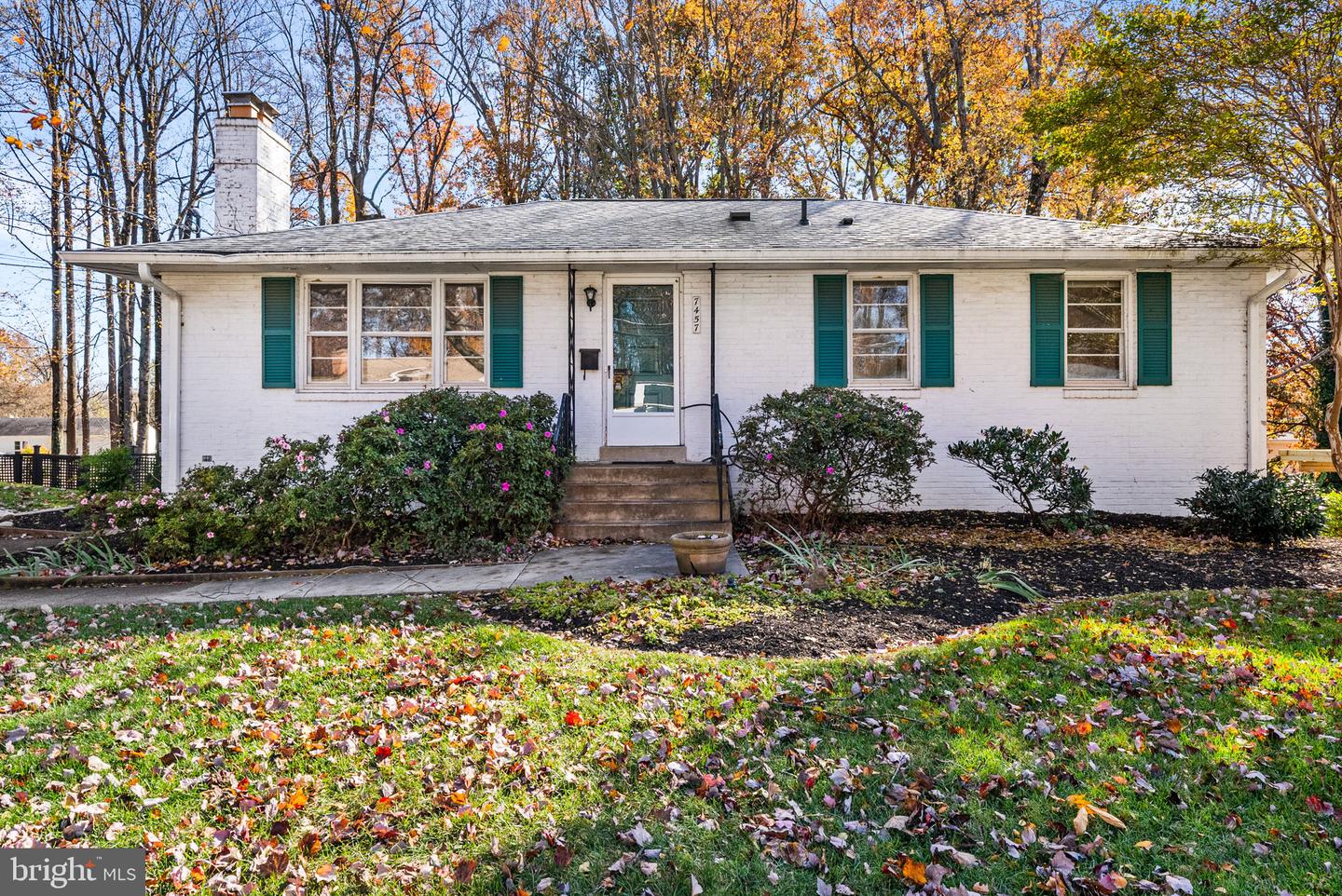 7457 LONG PINE DR, SPRINGFIELD, Virginia 22151, 4 Bedrooms Bedrooms, ,3 BathroomsBathrooms,Residential,For sale,7457 LONG PINE DR,VAFX2278086 MLS # VAFX2278086 7457 LONG PINE DR, SPRINGFIELD, Virginia 22151, 4 Bedrooms Bedrooms, ,3 BathroomsBathrooms,Residential,For sale,7457 LONG PINE DR,VAFX2278086 MLS # VAFX2278086