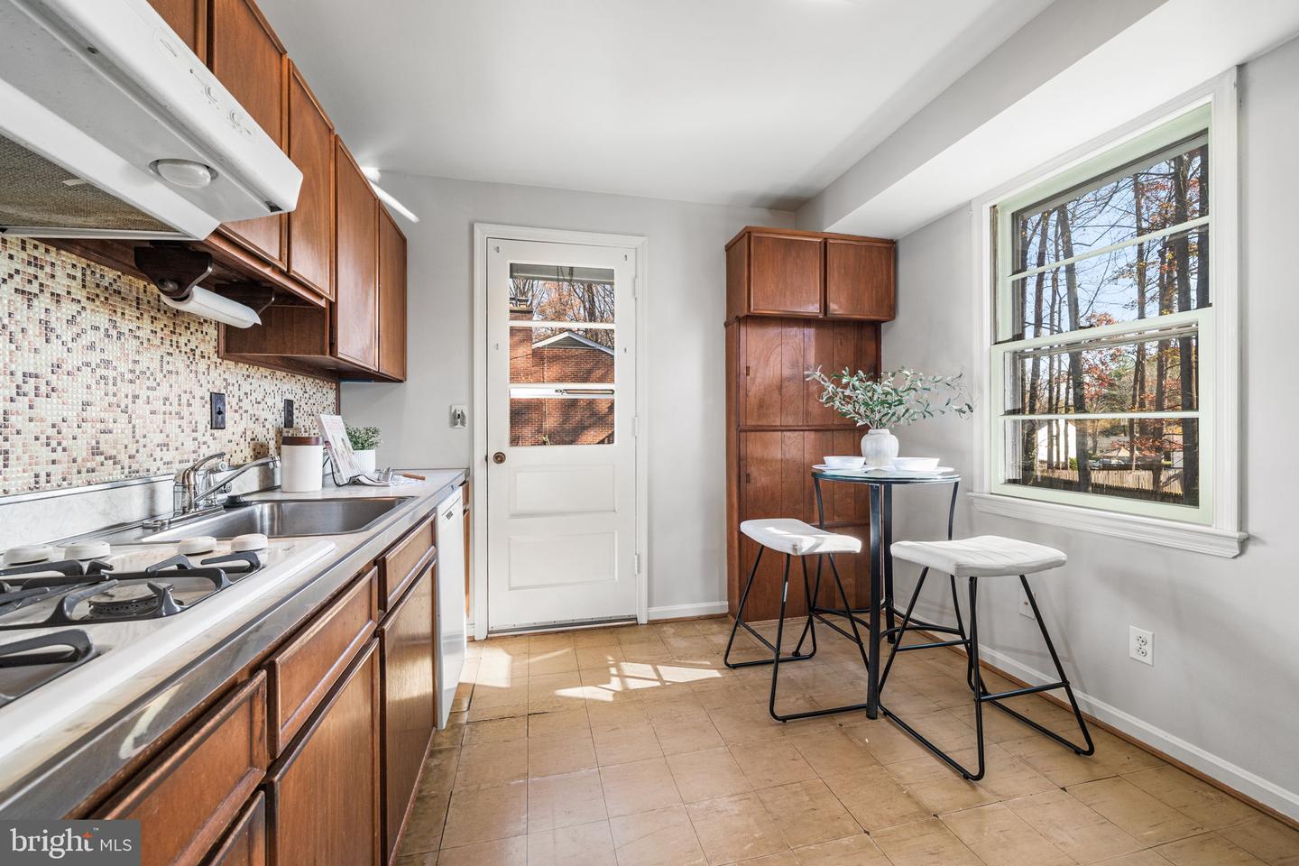 7457 LONG PINE DR, SPRINGFIELD, Virginia 22151, 4 Bedrooms Bedrooms, ,3 BathroomsBathrooms,Residential,For sale,7457 LONG PINE DR,VAFX2278086 MLS # VAFX2278086 7457 LONG PINE DR, SPRINGFIELD, Virginia 22151, 4 Bedrooms Bedrooms, ,3 BathroomsBathrooms,Residential,For sale,7457 LONG PINE DR,VAFX2278086 MLS # VAFX2278086