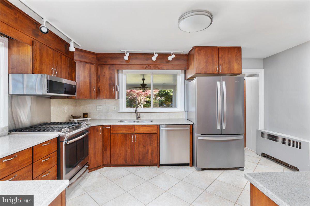 316 W WHITLOCK AVE, WINCHESTER, Virginia 22601, 3 Bedrooms Bedrooms, ,2 BathroomsBathrooms,Residential,For sale,316 W WHITLOCK AVE,VAWI2009444 MLS # VAWI2009444 316 W WHITLOCK AVE, WINCHESTER, Virginia 22601, 3 Bedrooms Bedrooms, ,2 BathroomsBathrooms,Residential,For sale,316 W WHITLOCK AVE,VAWI2009444 MLS # VAWI2009444