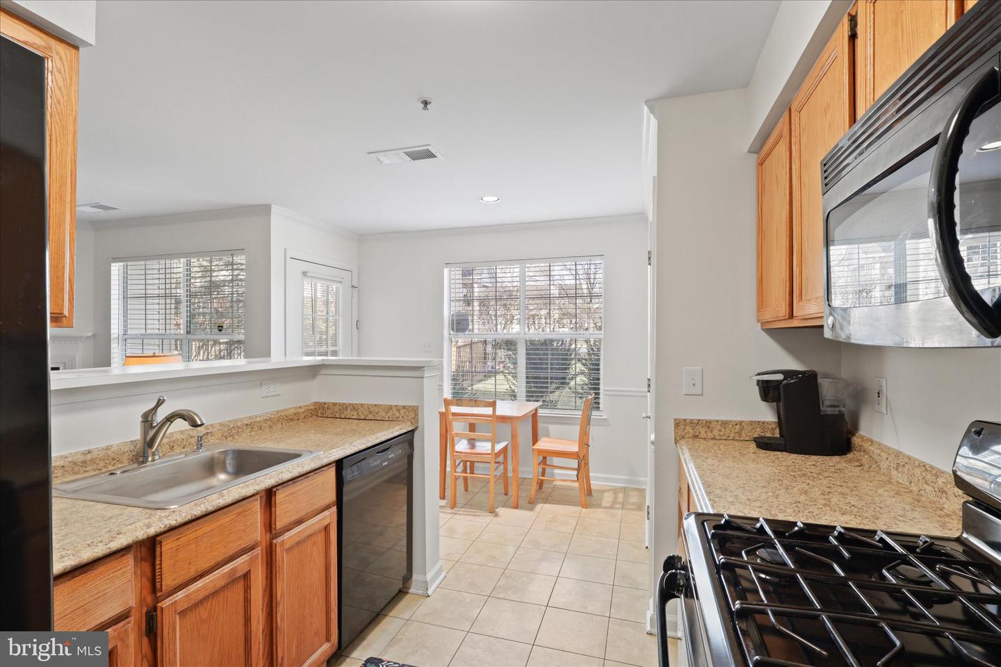 11002 KOMAN CIR #103, MANASSAS, Virginia 20109, 2 Bedrooms Bedrooms, ,2 BathroomsBathrooms,Residential,For sale,11002 KOMAN CIR #103,VAPW2107476 MLS # VAPW2107476 11002 KOMAN CIR #103, MANASSAS, Virginia 20109, 2 Bedrooms Bedrooms, ,2 BathroomsBathrooms,Residential,For sale,11002 KOMAN CIR #103,VAPW2107476 MLS # VAPW2107476