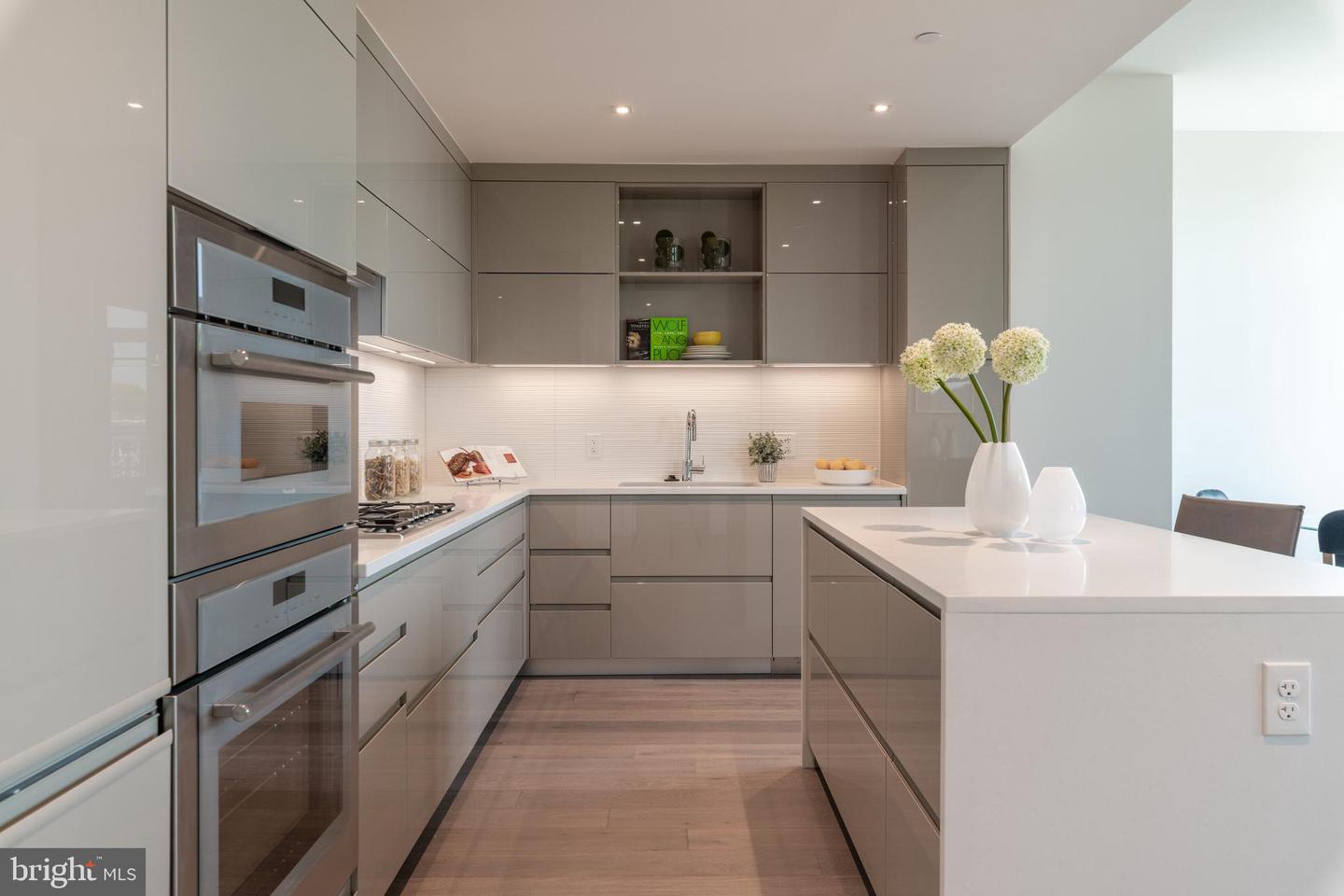 810 O ST NW #706, WASHINGTON, District Of Columbia 20001, 2 Bedrooms Bedrooms, ,2 BathroomsBathrooms,Residential,For sale,810 O ST NW #706,DCDC2230990 MLS # DCDC2230990