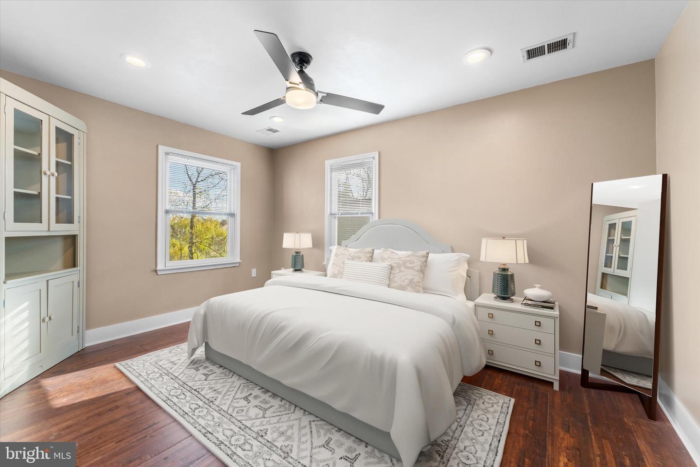 316 LOUDOUN ST SW, LEESBURG, Virginia 20175, 3 Bedrooms Bedrooms, ,3 BathroomsBathrooms,Residential,For sale,316 LOUDOUN ST SW,VALO2110828 MLS # VALO2110828