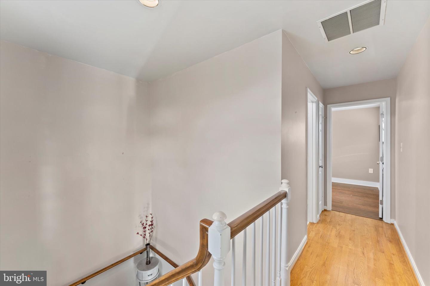 316 LOUDOUN ST SW, LEESBURG, Virginia 20175, 3 Bedrooms Bedrooms, ,3 BathroomsBathrooms,Residential,For sale,316 LOUDOUN ST SW,VALO2110828 MLS # VALO2110828