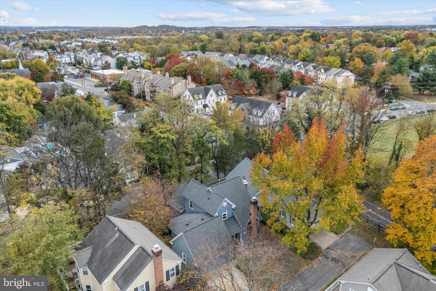 316 LOUDOUN ST SW, LEESBURG, Virginia 20175, 3 Bedrooms Bedrooms, ,3 BathroomsBathrooms,Residential,For sale,316 LOUDOUN ST SW,VALO2110828 MLS # VALO2110828