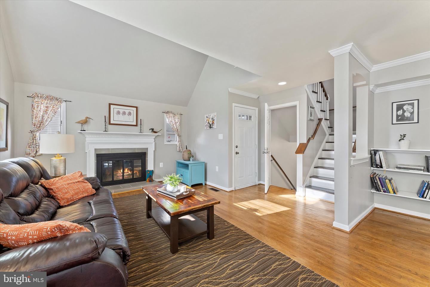 316 LOUDOUN ST SW, LEESBURG, Virginia 20175, 3 Bedrooms Bedrooms, ,3 BathroomsBathrooms,Residential,For sale,316 LOUDOUN ST SW,VALO2110828 MLS # VALO2110828