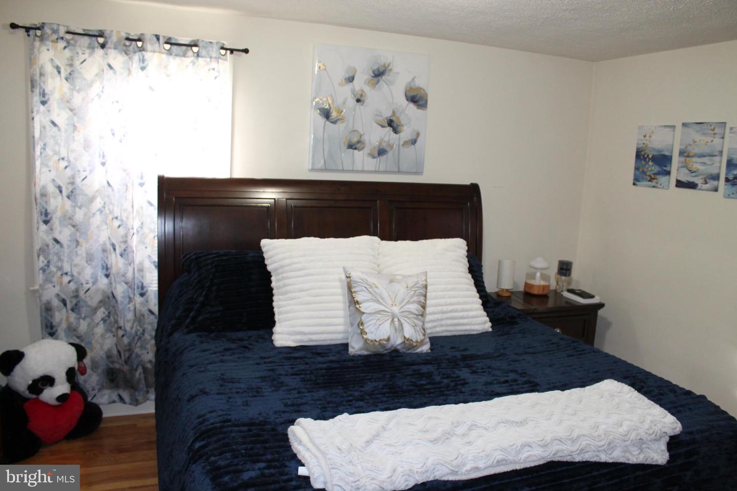 117 W OATES AVE, WINCHESTER, Virginia 22601, 3 Bedrooms Bedrooms, 6 Rooms Rooms,1 BathroomBathrooms,Residential,For sale,117 W OATES AVE,VAWI2009446 MLS # VAWI2009446 117 W OATES AVE, WINCHESTER, Virginia 22601, 3 Bedrooms Bedrooms, 6 Rooms Rooms,1 BathroomBathrooms,Residential,For sale,117 W OATES AVE,VAWI2009446 MLS # VAWI2009446