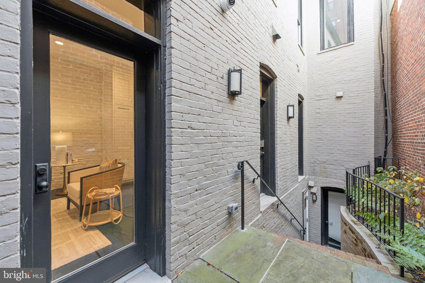 1618 CORCORAN ST NW, WASHINGTON, District Of Columbia 20009, 4 Bedrooms Bedrooms, ,3 BathroomsBathrooms,Residential,For sale,1618 CORCORAN ST NW,DCDC2231136 MLS # DCDC2231136 1618 CORCORAN ST NW, WASHINGTON, District Of Columbia 20009, 4 Bedrooms Bedrooms, ,3 BathroomsBathrooms,Residential,For sale,1618 CORCORAN ST NW,DCDC2231136 MLS # DCDC2231136