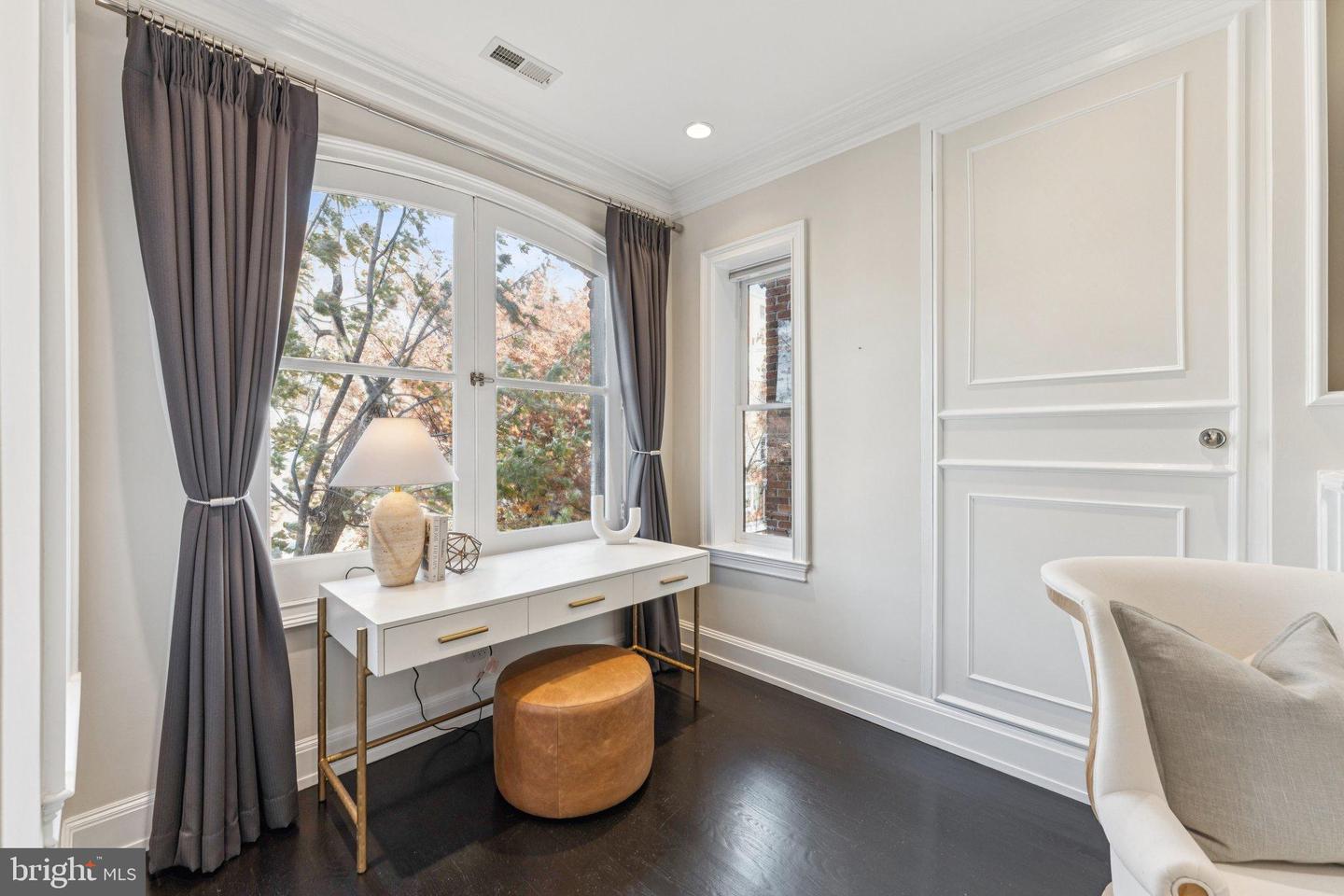 1618 CORCORAN ST NW, WASHINGTON, District Of Columbia 20009, 4 Bedrooms Bedrooms, ,3 BathroomsBathrooms,Residential,For sale,1618 CORCORAN ST NW,DCDC2231136 MLS # DCDC2231136 1618 CORCORAN ST NW, WASHINGTON, District Of Columbia 20009, 4 Bedrooms Bedrooms, ,3 BathroomsBathrooms,Residential,For sale,1618 CORCORAN ST NW,DCDC2231136 MLS # DCDC2231136