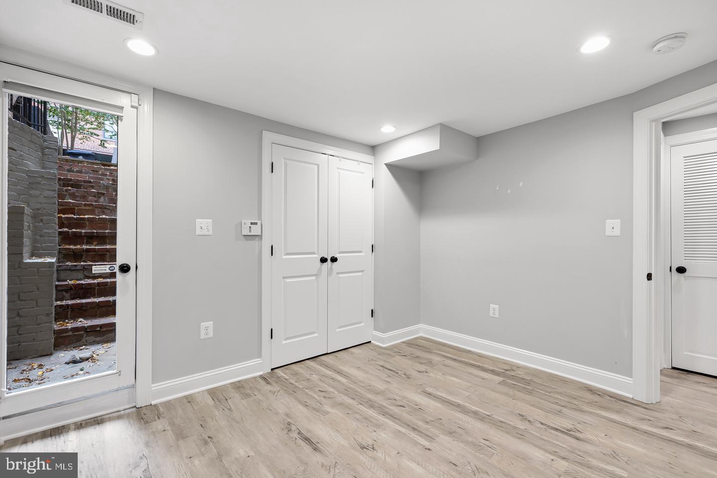 1618 CORCORAN ST NW, WASHINGTON, District Of Columbia 20009, 4 Bedrooms Bedrooms, ,3 BathroomsBathrooms,Residential,For sale,1618 CORCORAN ST NW,DCDC2231136 MLS # DCDC2231136 1618 CORCORAN ST NW, WASHINGTON, District Of Columbia 20009, 4 Bedrooms Bedrooms, ,3 BathroomsBathrooms,Residential,For sale,1618 CORCORAN ST NW,DCDC2231136 MLS # DCDC2231136