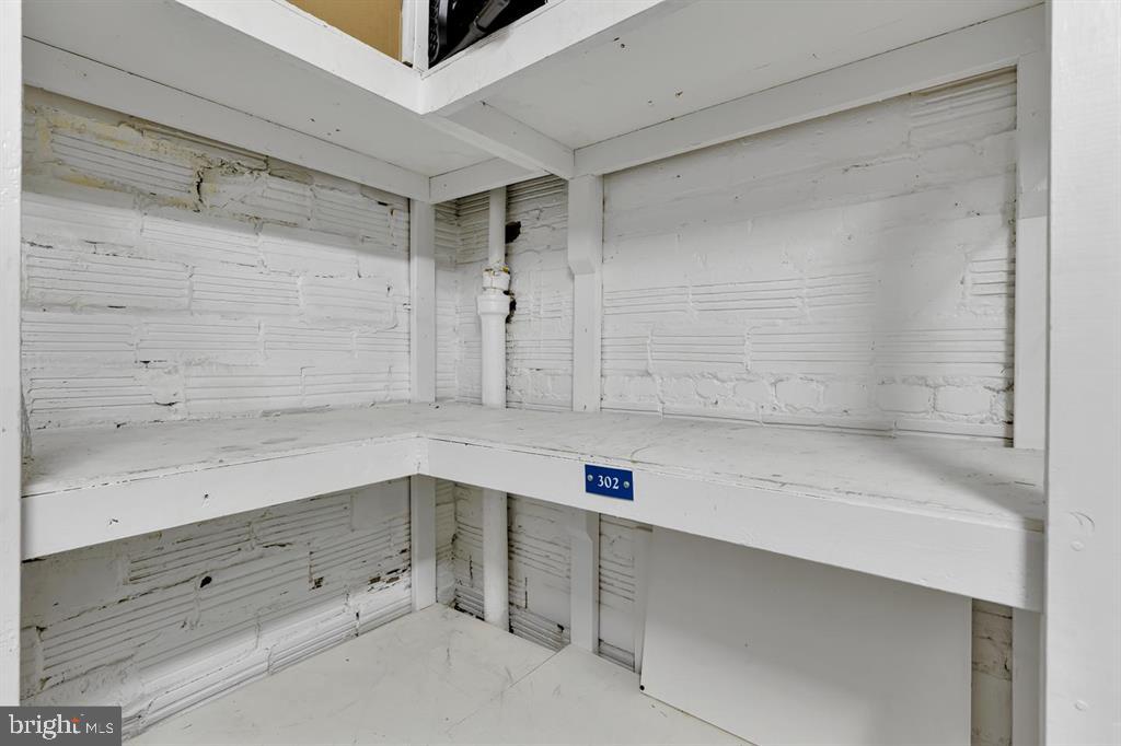 18 9TH ST NE #302, WASHINGTON, District Of Columbia 20002, 1 Bedroom Bedrooms, ,1 BathroomBathrooms,Residential,For sale,18 9TH ST NE #302,DCDC2231158 MLS # DCDC2231158