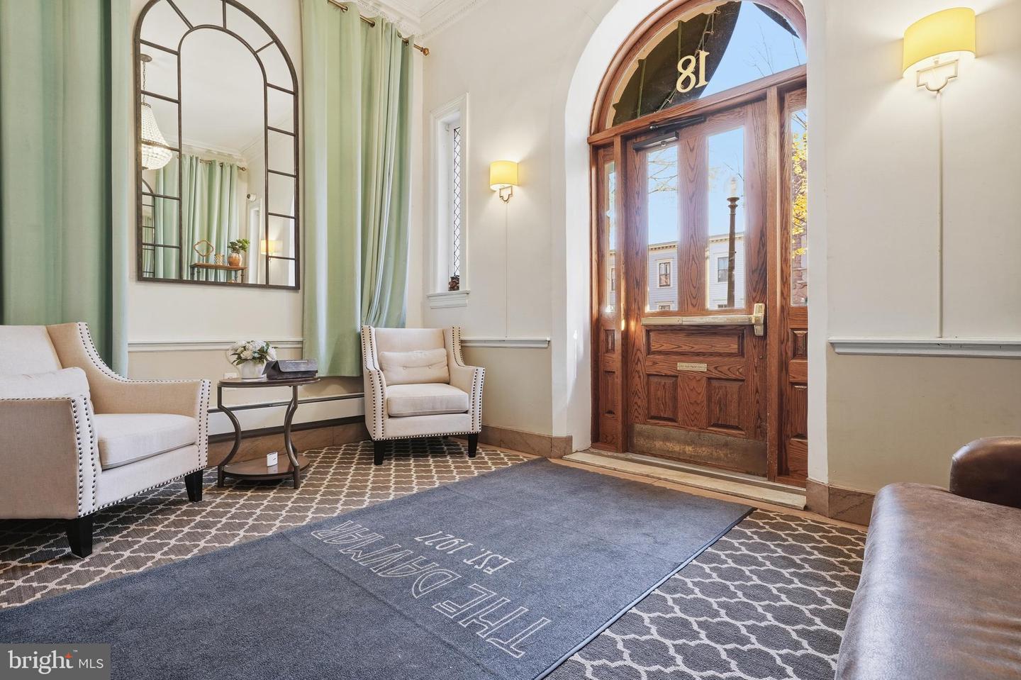 18 9TH ST NE #302, WASHINGTON, District Of Columbia 20002, 1 Bedroom Bedrooms, ,1 BathroomBathrooms,Residential,For sale,18 9TH ST NE #302,DCDC2231158 MLS # DCDC2231158