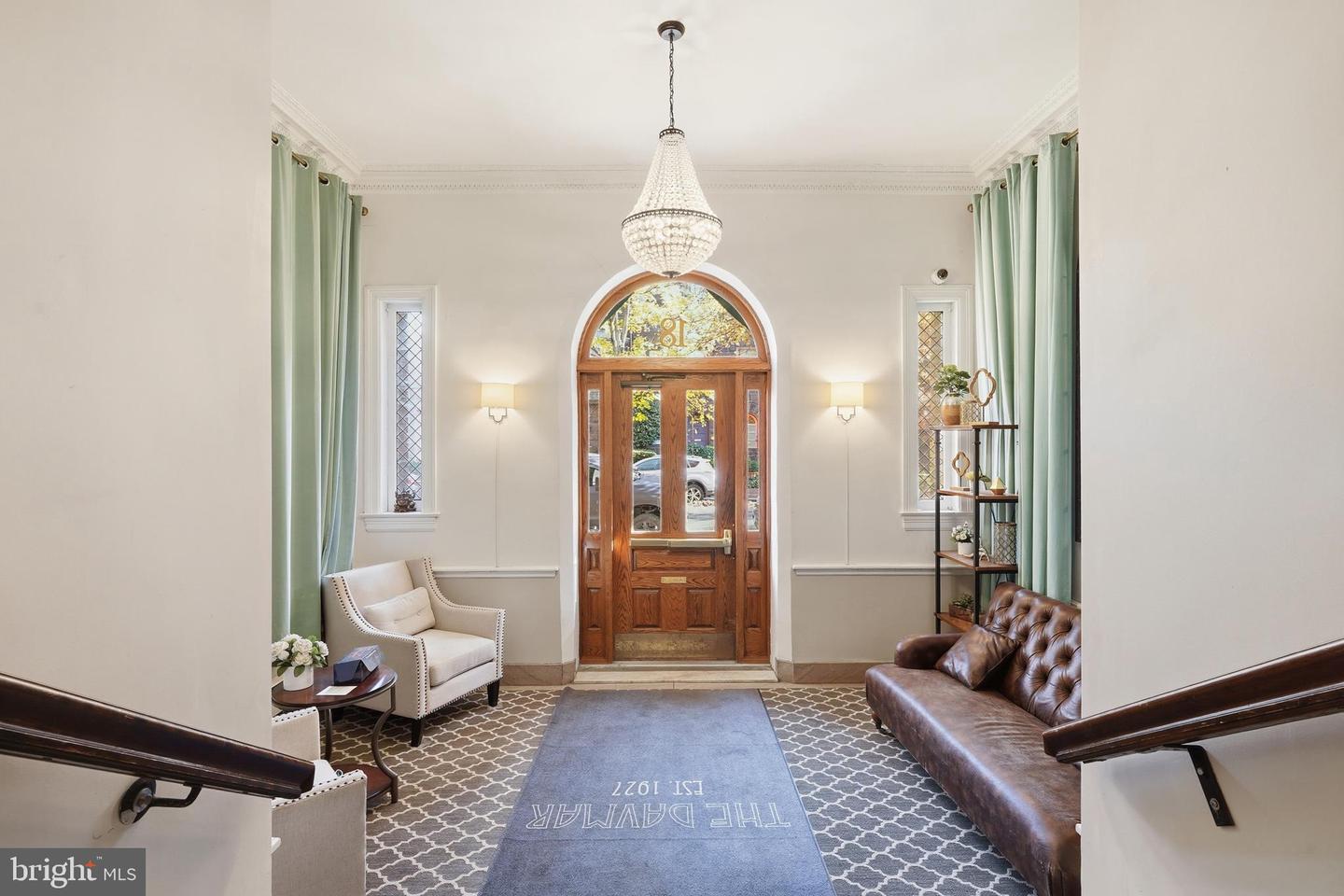 18 9TH ST NE #302, WASHINGTON, District Of Columbia 20002, 1 Bedroom Bedrooms, ,1 BathroomBathrooms,Residential,For sale,18 9TH ST NE #302,DCDC2231158 MLS # DCDC2231158