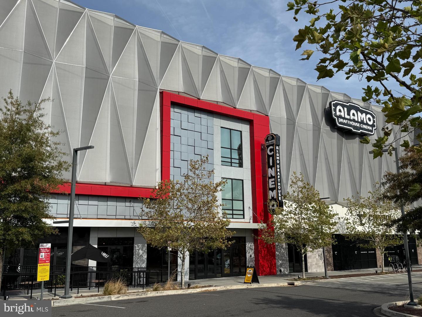 318 RHODE ISLAND AVE NE #101, WASHINGTON, District Of Columbia 20002, 1 Bedroom Bedrooms, 4 Rooms Rooms,1 BathroomBathrooms,Residential,For sale,318 RHODE ISLAND AVE NE #101,DCDC2231168 MLS # DCDC2231168 318 RHODE ISLAND AVE NE #101, WASHINGTON, District Of Columbia 20002, 1 Bedroom Bedrooms, 4 Rooms Rooms,1 BathroomBathrooms,Residential,For sale,318 RHODE ISLAND AVE NE #101,DCDC2231168 MLS # DCDC2231168