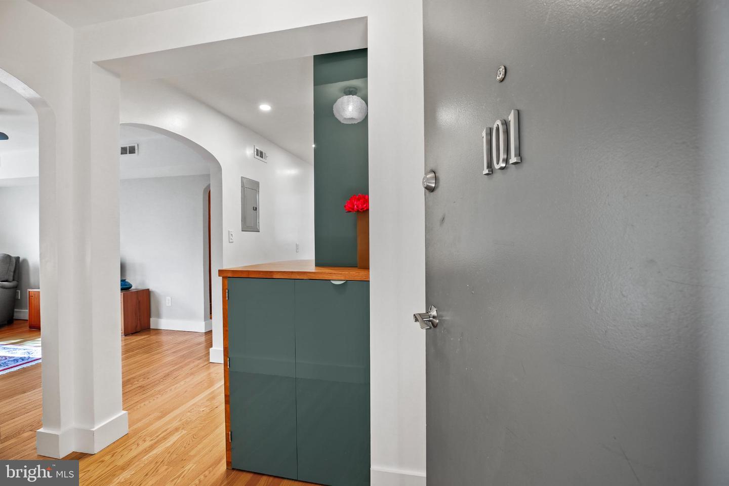 318 RHODE ISLAND AVE NE #101, WASHINGTON, District Of Columbia 20002, 1 Bedroom Bedrooms, 4 Rooms Rooms,1 BathroomBathrooms,Residential,For sale,318 RHODE ISLAND AVE NE #101,DCDC2231168 MLS # DCDC2231168 318 RHODE ISLAND AVE NE #101, WASHINGTON, District Of Columbia 20002, 1 Bedroom Bedrooms, 4 Rooms Rooms,1 BathroomBathrooms,Residential,For sale,318 RHODE ISLAND AVE NE #101,DCDC2231168 MLS # DCDC2231168