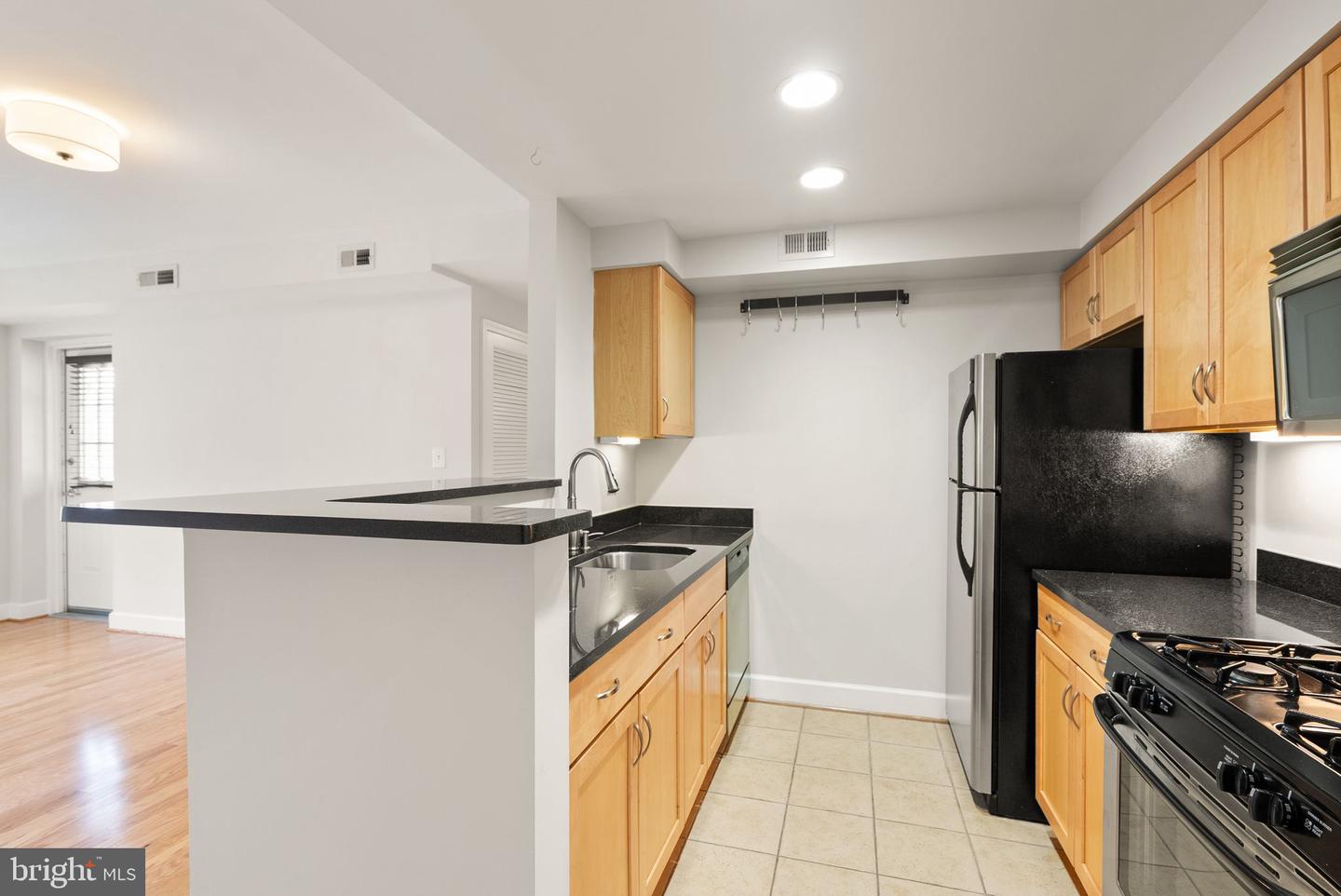 231 N THOMAS ST #105, ARLINGTON, Virginia 22203, 2 Bedrooms Bedrooms, ,2 BathroomsBathrooms,Residential,For sale,231 N THOMAS ST #105,VAAR2065922 MLS # VAAR2065922 231 N THOMAS ST #105, ARLINGTON, Virginia 22203, 2 Bedrooms Bedrooms, ,2 BathroomsBathrooms,Residential,For sale,231 N THOMAS ST #105,VAAR2065922 MLS # VAAR2065922