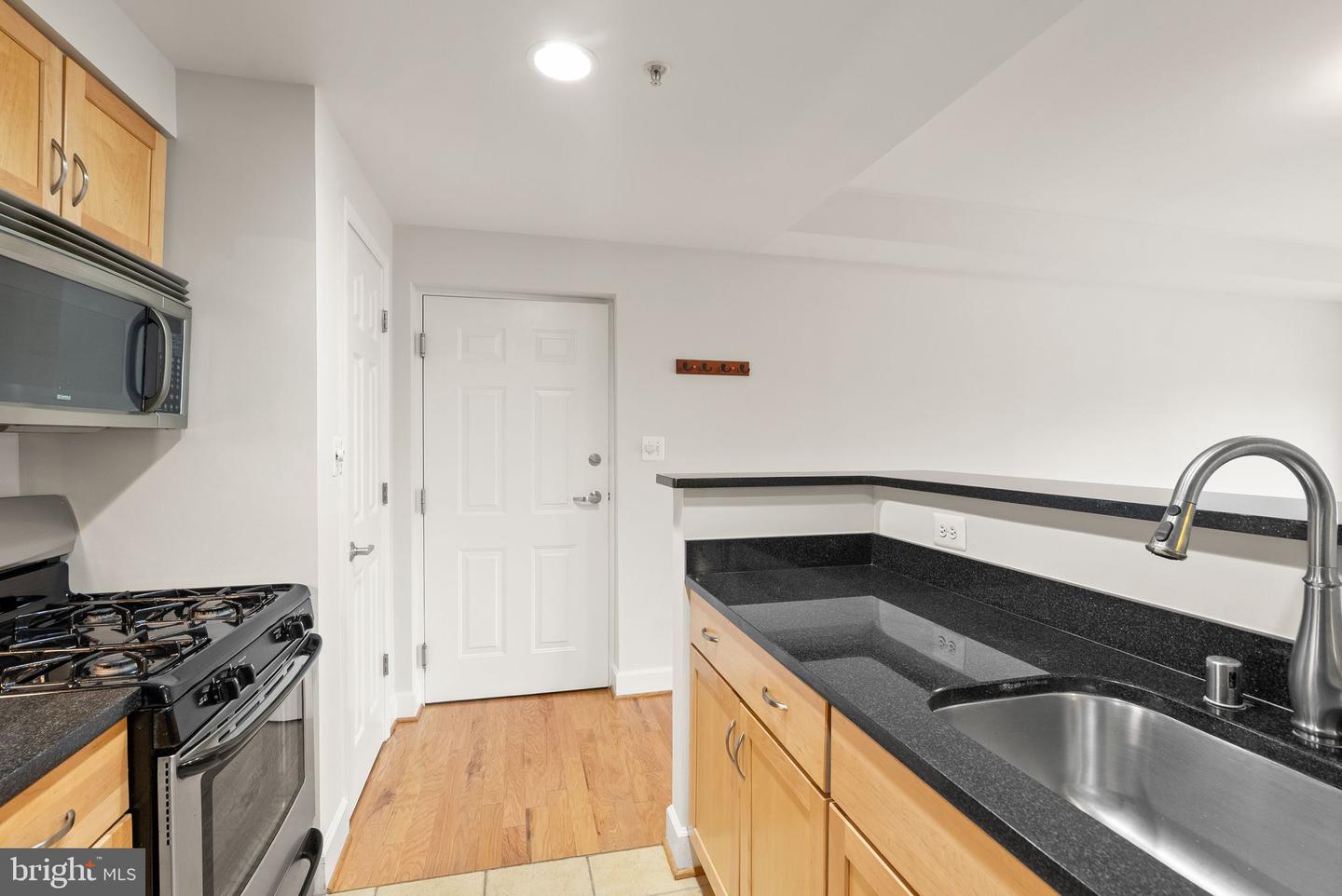 231 N THOMAS ST #105, ARLINGTON, Virginia 22203, 2 Bedrooms Bedrooms, ,2 BathroomsBathrooms,Residential,For sale,231 N THOMAS ST #105,VAAR2065922 MLS # VAAR2065922 231 N THOMAS ST #105, ARLINGTON, Virginia 22203, 2 Bedrooms Bedrooms, ,2 BathroomsBathrooms,Residential,For sale,231 N THOMAS ST #105,VAAR2065922 MLS # VAAR2065922