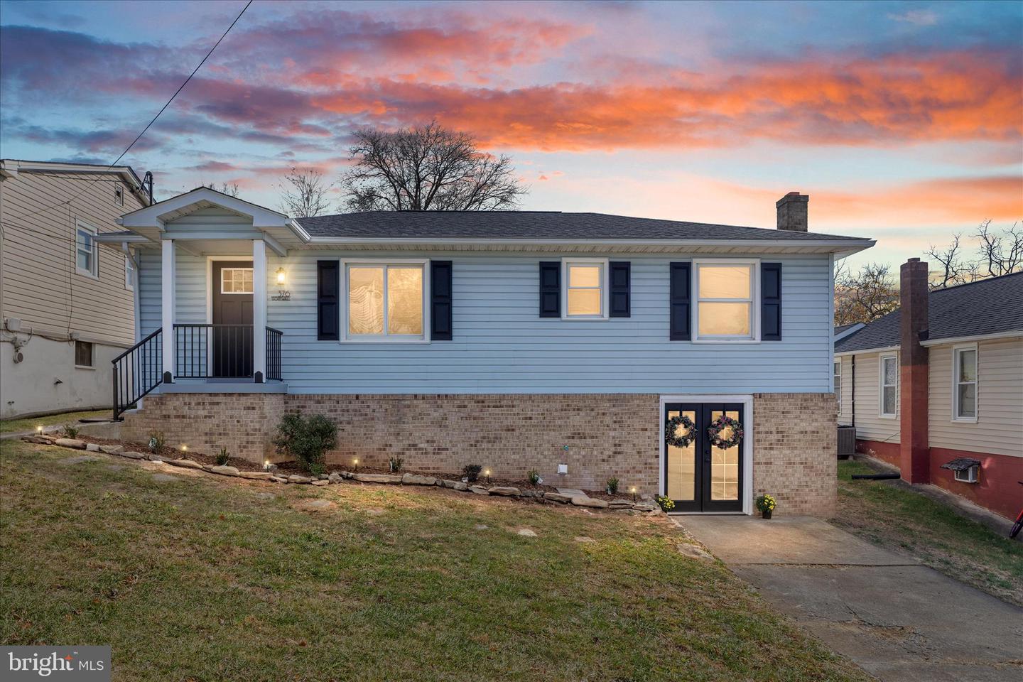 376 STONEWALL ST, STRASBURG, Virginia 22657, 3 Bedrooms Bedrooms, ,2 BathroomsBathrooms,Residential,For sale,376 STONEWALL ST,VASH2012960 MLS # VASH2012960 376 STONEWALL ST, STRASBURG, Virginia 22657, 3 Bedrooms Bedrooms, ,2 BathroomsBathrooms,Residential,For sale,376 STONEWALL ST,VASH2012960 MLS # VASH2012960