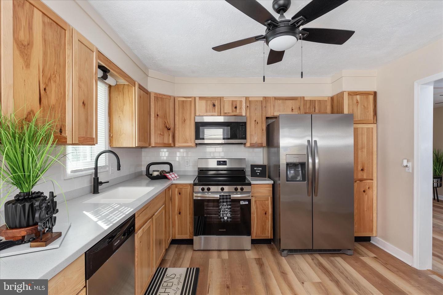 376 STONEWALL ST, STRASBURG, Virginia 22657, 3 Bedrooms Bedrooms, ,2 BathroomsBathrooms,Residential,For sale,376 STONEWALL ST,VASH2012960 MLS # VASH2012960 376 STONEWALL ST, STRASBURG, Virginia 22657, 3 Bedrooms Bedrooms, ,2 BathroomsBathrooms,Residential,For sale,376 STONEWALL ST,VASH2012960 MLS # VASH2012960