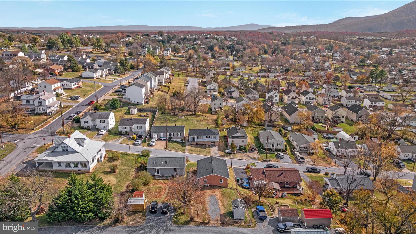 376 STONEWALL ST, STRASBURG, Virginia 22657, 3 Bedrooms Bedrooms, ,2 BathroomsBathrooms,Residential,For sale,376 STONEWALL ST,VASH2012960 MLS # VASH2012960 376 STONEWALL ST, STRASBURG, Virginia 22657, 3 Bedrooms Bedrooms, ,2 BathroomsBathrooms,Residential,For sale,376 STONEWALL ST,VASH2012960 MLS # VASH2012960