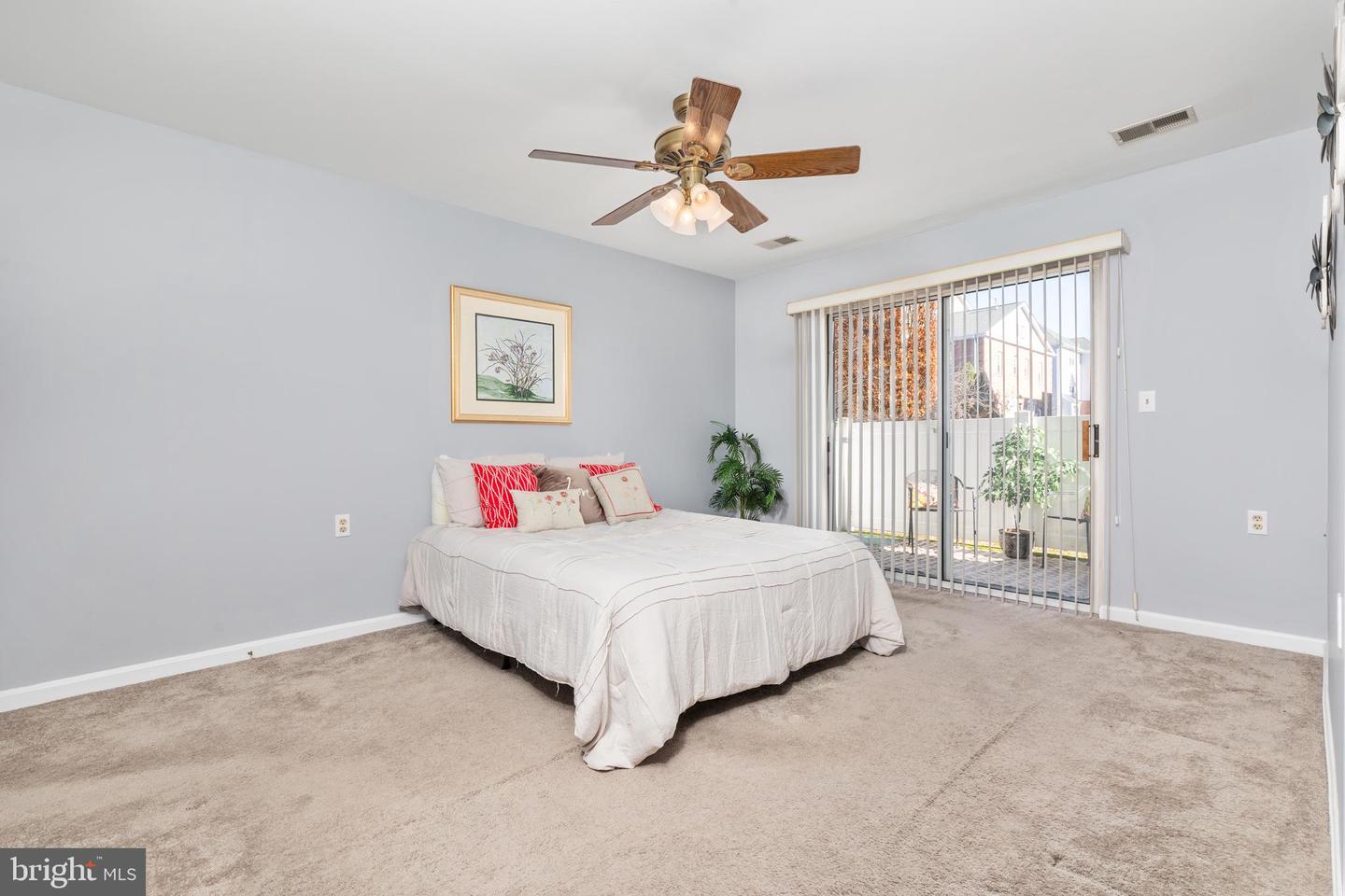 673-B CONSTELLATION SQ SE #B, LEESBURG, Virginia 20175, 2 Bedrooms Bedrooms, ,1 BathroomBathrooms,Residential,For sale,673-B CONSTELLATION SQ SE #B,VALO2110932 MLS # VALO2110932