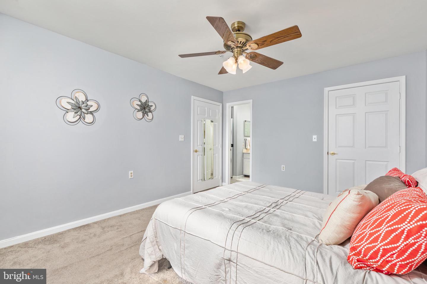 673-B CONSTELLATION SQ SE #B, LEESBURG, Virginia 20175, 2 Bedrooms Bedrooms, ,1 BathroomBathrooms,Residential,For sale,673-B CONSTELLATION SQ SE #B,VALO2110932 MLS # VALO2110932