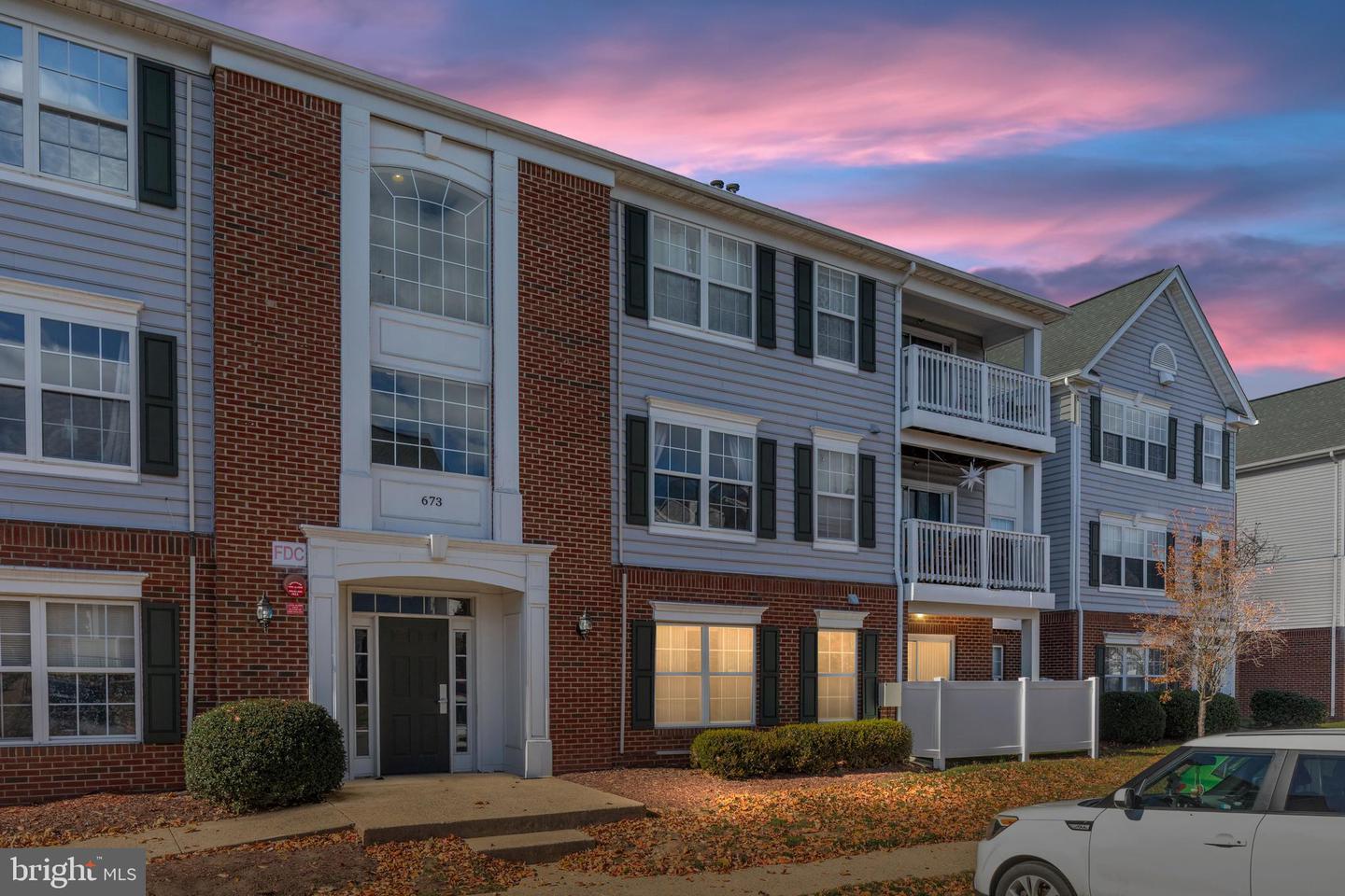 673-B CONSTELLATION SQ SE #B, LEESBURG, Virginia 20175, 2 Bedrooms Bedrooms, ,1 BathroomBathrooms,Residential,For sale,673-B CONSTELLATION SQ SE #B,VALO2110932 MLS # VALO2110932