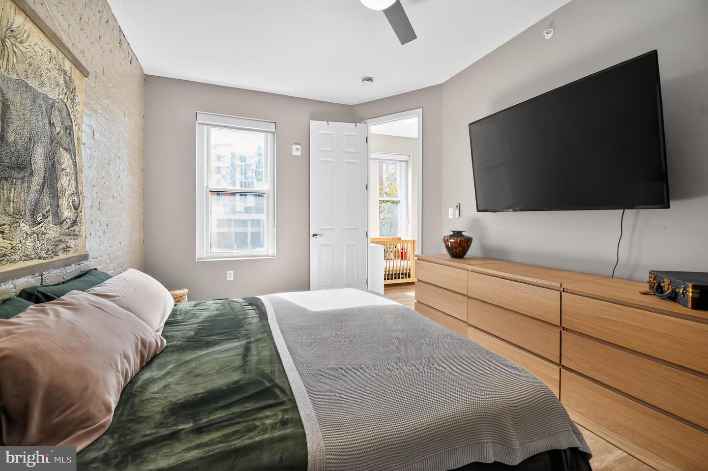 459 MASSACHUSETTS AVE NW #24, WASHINGTON, District Of Columbia 20001, 1 Bedroom Bedrooms, ,1 BathroomBathrooms,Residential,For sale,459 MASSACHUSETTS AVE NW #24,DCDC2231236 MLS # DCDC2231236 459 MASSACHUSETTS AVE NW #24, WASHINGTON, District Of Columbia 20001, 1 Bedroom Bedrooms, ,1 BathroomBathrooms,Residential,For sale,459 MASSACHUSETTS AVE NW #24,DCDC2231236 MLS # DCDC2231236