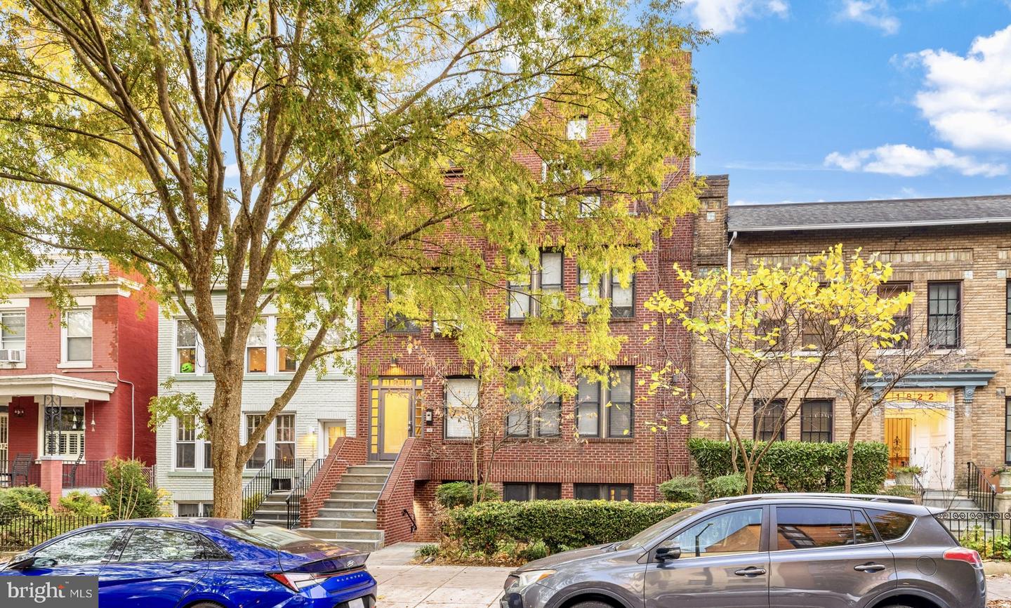 1820 T ST NW #6, WASHINGTON, District Of Columbia 20009, 2 Bedrooms Bedrooms, ,2 BathroomsBathrooms,Residential,For sale,1820 T ST NW #6,DCDC2231334 MLS # DCDC2231334 1820 T ST NW #6, WASHINGTON, District Of Columbia 20009, 2 Bedrooms Bedrooms, ,2 BathroomsBathrooms,Residential,For sale,1820 T ST NW #6,DCDC2231334 MLS # DCDC2231334
