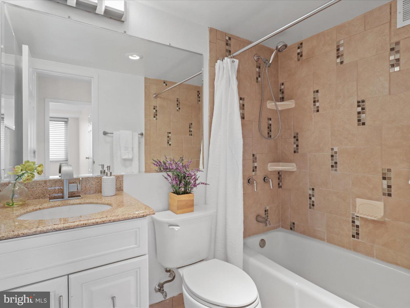 301 N BEAUREGARD ST #1605, ALEXANDRIA, Virginia 22312, 2 Bedrooms Bedrooms, ,2 BathroomsBathrooms,Residential,For sale,301 N BEAUREGARD ST #1605,VAAX2051722 MLS # VAAX2051722 301 N BEAUREGARD ST #1605, ALEXANDRIA, Virginia 22312, 2 Bedrooms Bedrooms, ,2 BathroomsBathrooms,Residential,For sale,301 N BEAUREGARD ST #1605,VAAX2051722 MLS # VAAX2051722