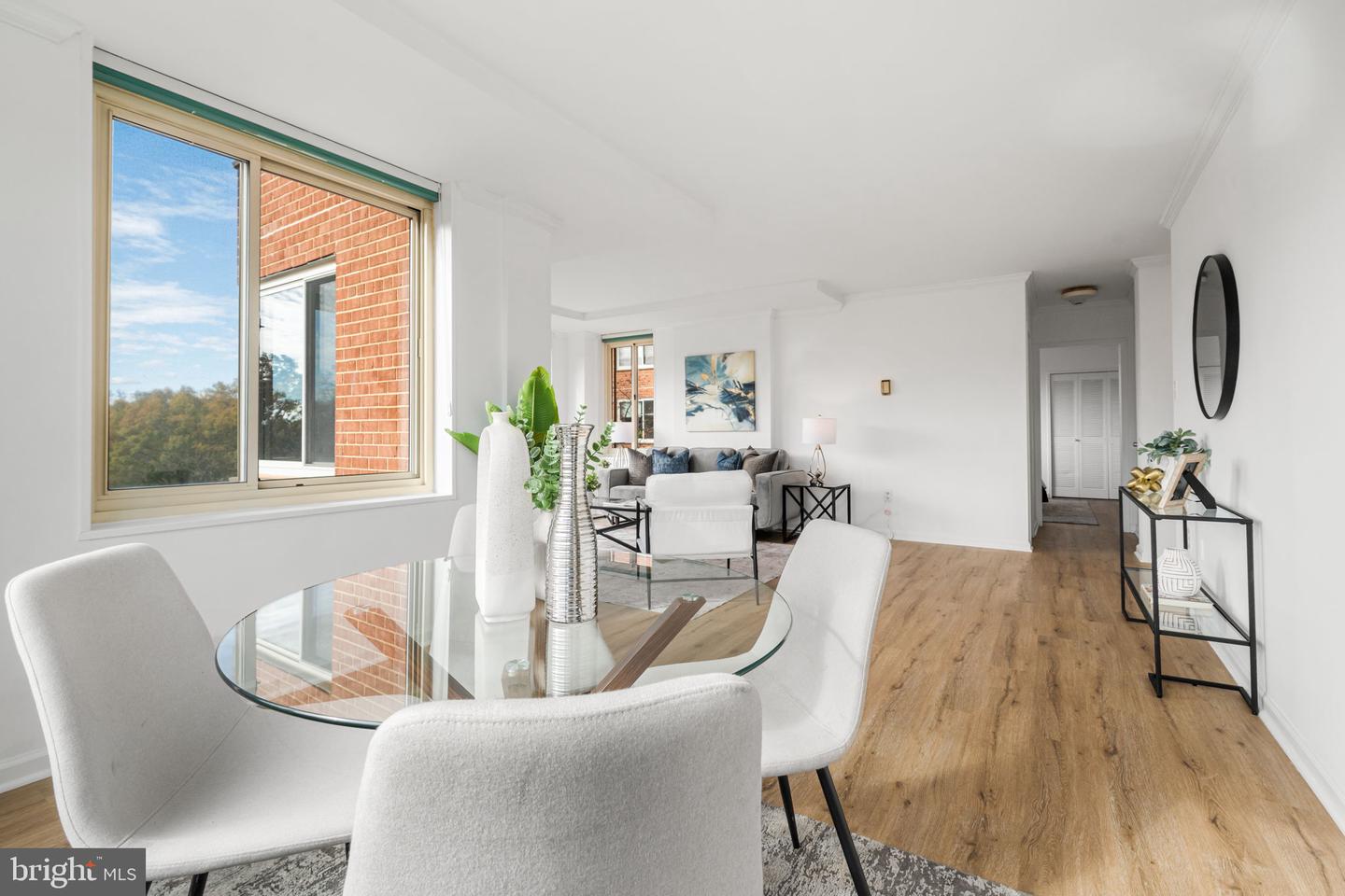 4000 TUNLAW RD NW #811, WASHINGTON, District Of Columbia 20007, 1 Bedroom Bedrooms, ,1 BathroomBathrooms,Residential,For sale,4000 TUNLAW RD NW #811,DCDC2231408 MLS # DCDC2231408