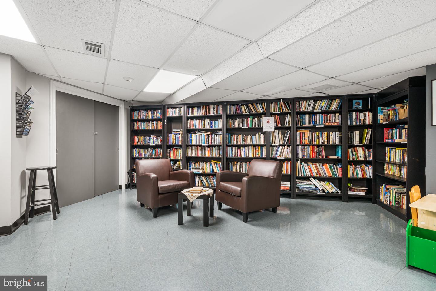 4000 TUNLAW RD NW #811, WASHINGTON, District Of Columbia 20007, 1 Bedroom Bedrooms, ,1 BathroomBathrooms,Residential,For sale,4000 TUNLAW RD NW #811,DCDC2231408 MLS # DCDC2231408