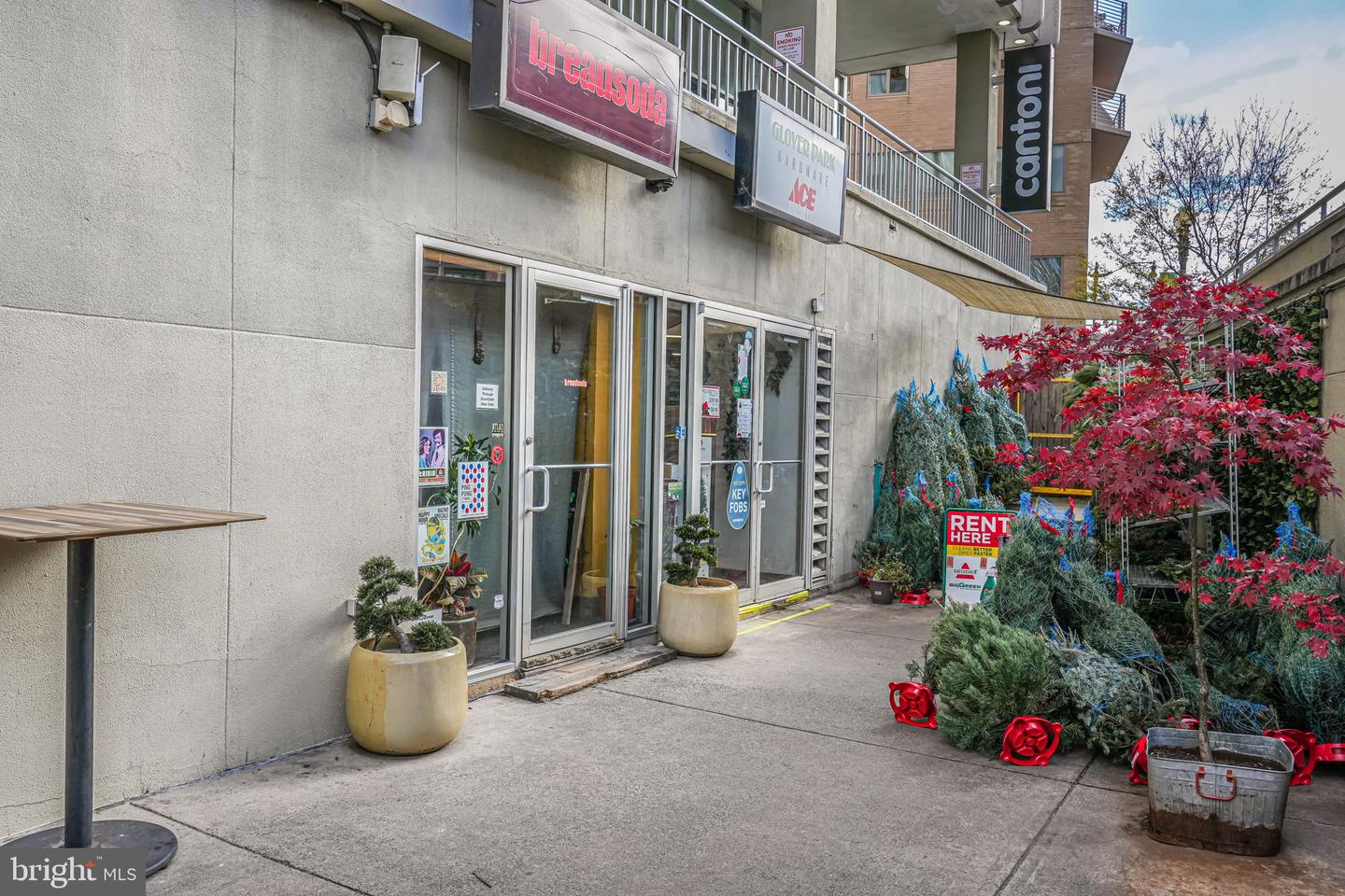 4000 TUNLAW RD NW #811, WASHINGTON, District Of Columbia 20007, 1 Bedroom Bedrooms, ,1 BathroomBathrooms,Residential,For sale,4000 TUNLAW RD NW #811,DCDC2231408 MLS # DCDC2231408