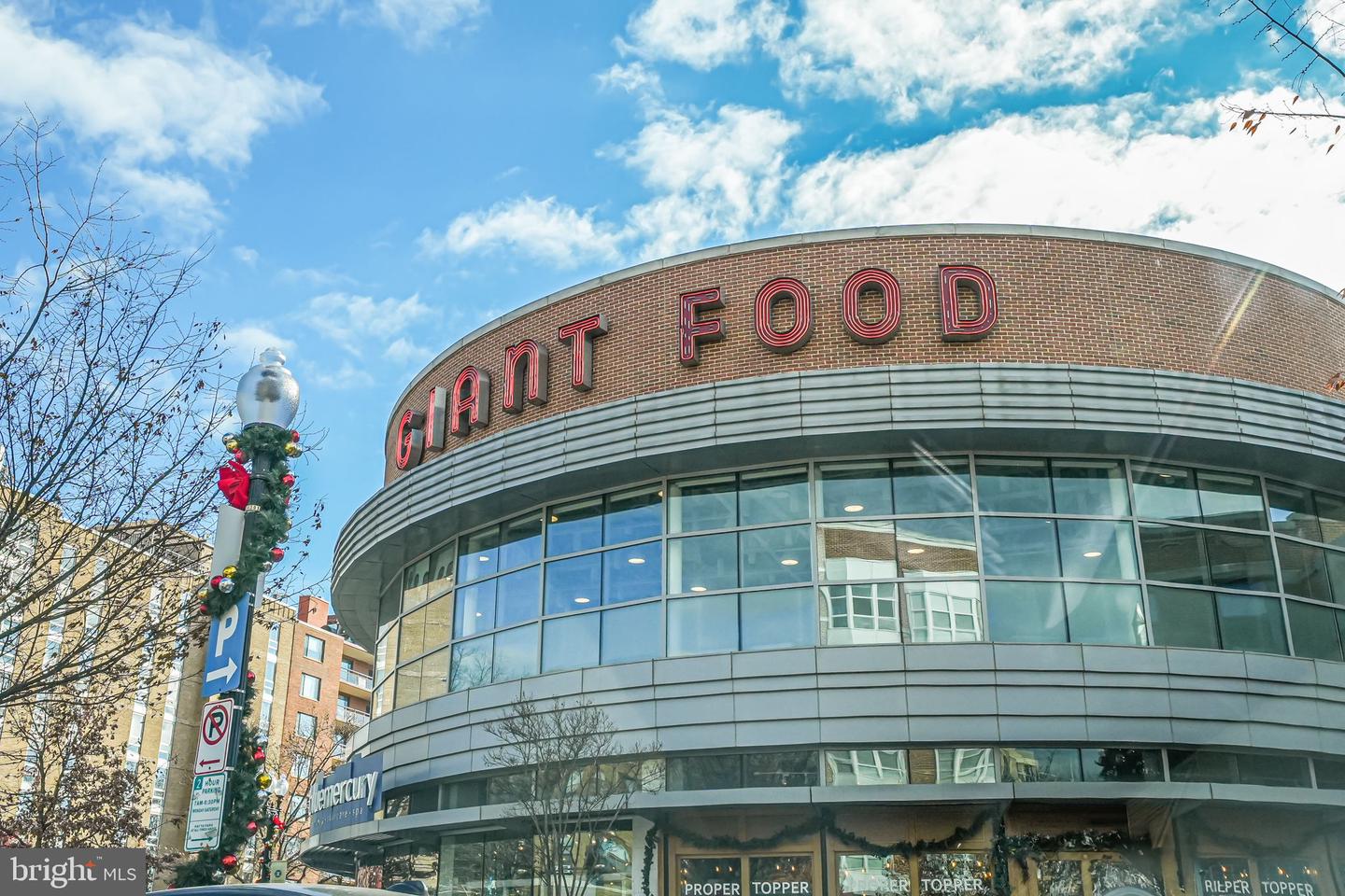 4000 TUNLAW RD NW #811, WASHINGTON, District Of Columbia 20007, 1 Bedroom Bedrooms, ,1 BathroomBathrooms,Residential,For sale,4000 TUNLAW RD NW #811,DCDC2231408 MLS # DCDC2231408