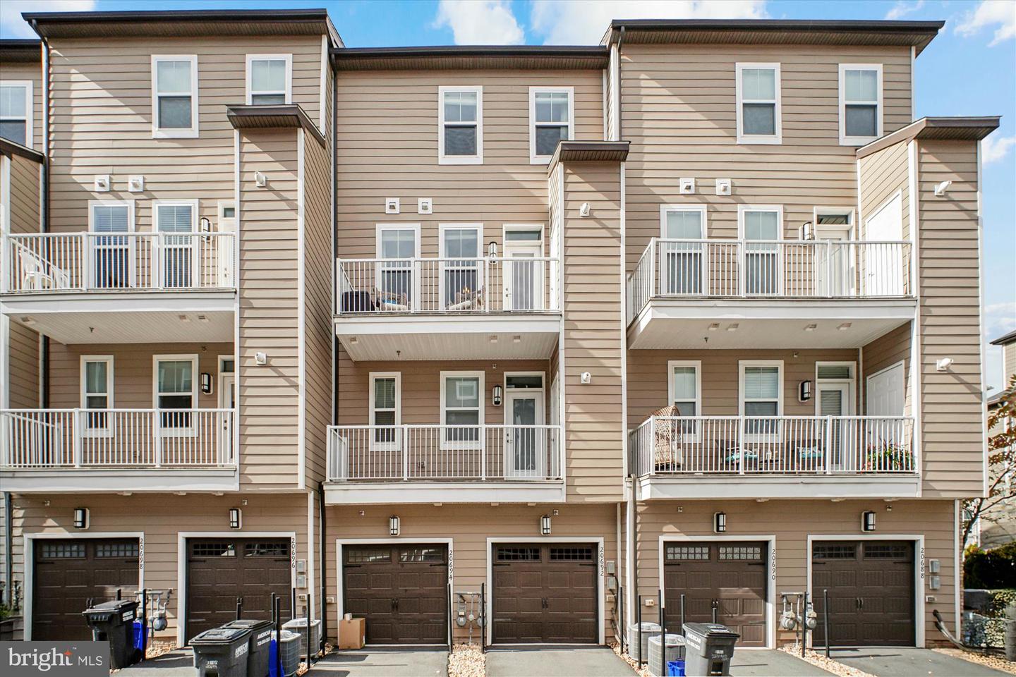 20694 WOOD QUAY DR, STERLING, Virginia 20166, 3 Bedrooms Bedrooms, 10 Rooms Rooms,2 BathroomsBathrooms,Residential,For sale,20694 WOOD QUAY DR,VALO2111020 MLS # VALO2111020 20694 WOOD QUAY DR, STERLING, Virginia 20166, 3 Bedrooms Bedrooms, 10 Rooms Rooms,2 BathroomsBathrooms,Residential,For sale,20694 WOOD QUAY DR,VALO2111020 MLS # VALO2111020