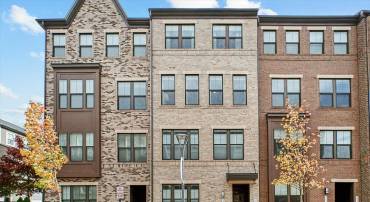 20694 WOOD QUAY DR, STERLING, Virginia 20166, 3 Bedrooms Bedrooms, 10 Rooms Rooms,2 BathroomsBathrooms,Residential,For sale,20694 WOOD QUAY DR,VALO2111020 MLS # VALO2111020