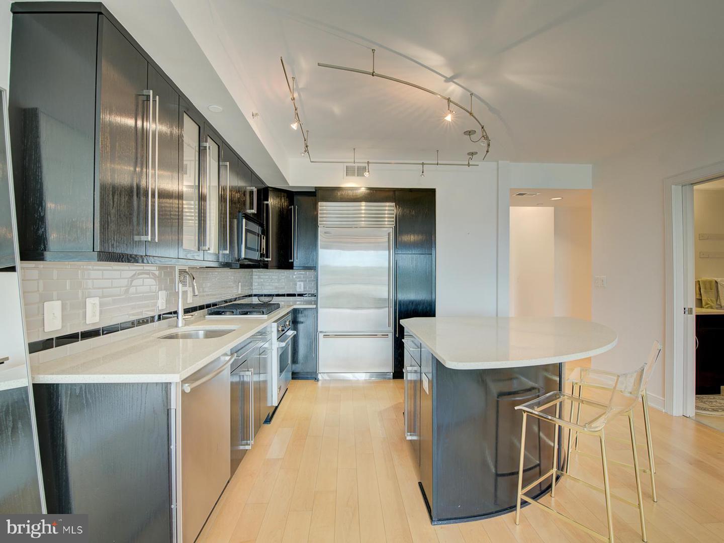 1111 N 19 ST N #1509, ARLINGTON, Virginia 22209, 1 Bedroom Bedrooms, 3 Rooms Rooms,1 BathroomBathrooms,Residential,For sale,1111 N 19 ST N #1509,VAAR2065970 MLS # VAAR2065970 1111 N 19 ST N #1509, ARLINGTON, Virginia 22209, 1 Bedroom Bedrooms, 3 Rooms Rooms,1 BathroomBathrooms,Residential,For sale,1111 N 19 ST N #1509,VAAR2065970 MLS # VAAR2065970