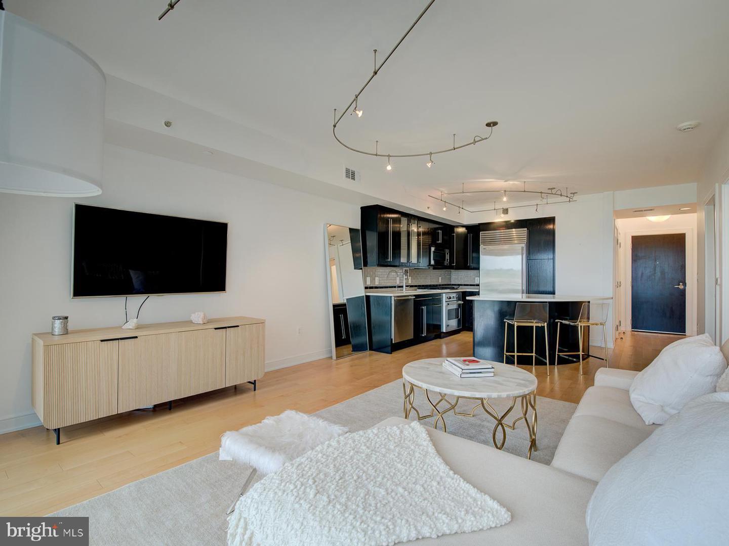 1111 N 19 ST N #1509, ARLINGTON, Virginia 22209, 1 Bedroom Bedrooms, 3 Rooms Rooms,1 BathroomBathrooms,Residential,For sale,1111 N 19 ST N #1509,VAAR2065970 MLS # VAAR2065970 1111 N 19 ST N #1509, ARLINGTON, Virginia 22209, 1 Bedroom Bedrooms, 3 Rooms Rooms,1 BathroomBathrooms,Residential,For sale,1111 N 19 ST N #1509,VAAR2065970 MLS # VAAR2065970