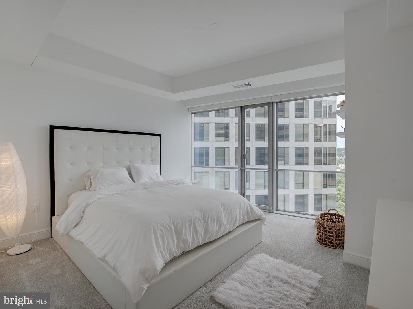 1111 N 19 ST N #1509, ARLINGTON, Virginia 22209, 1 Bedroom Bedrooms, 3 Rooms Rooms,1 BathroomBathrooms,Residential,For sale,1111 N 19 ST N #1509,VAAR2065970 MLS # VAAR2065970 1111 N 19 ST N #1509, ARLINGTON, Virginia 22209, 1 Bedroom Bedrooms, 3 Rooms Rooms,1 BathroomBathrooms,Residential,For sale,1111 N 19 ST N #1509,VAAR2065970 MLS # VAAR2065970