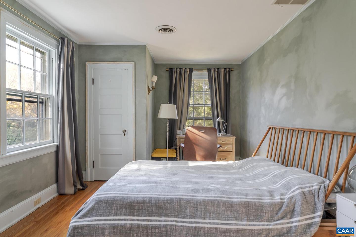 114 BOLLINGWOOD RD, CHARLOTTESVILLE, Virginia 22903, 4 Bedrooms Bedrooms, ,3 BathroomsBathrooms,Residential,For sale,114 BOLLINGWOOD RD,670965 MLS # 670965 114 BOLLINGWOOD RD, CHARLOTTESVILLE, Virginia 22903, 4 Bedrooms Bedrooms, ,3 BathroomsBathrooms,Residential,For sale,114 BOLLINGWOOD RD,670965 MLS # 670965