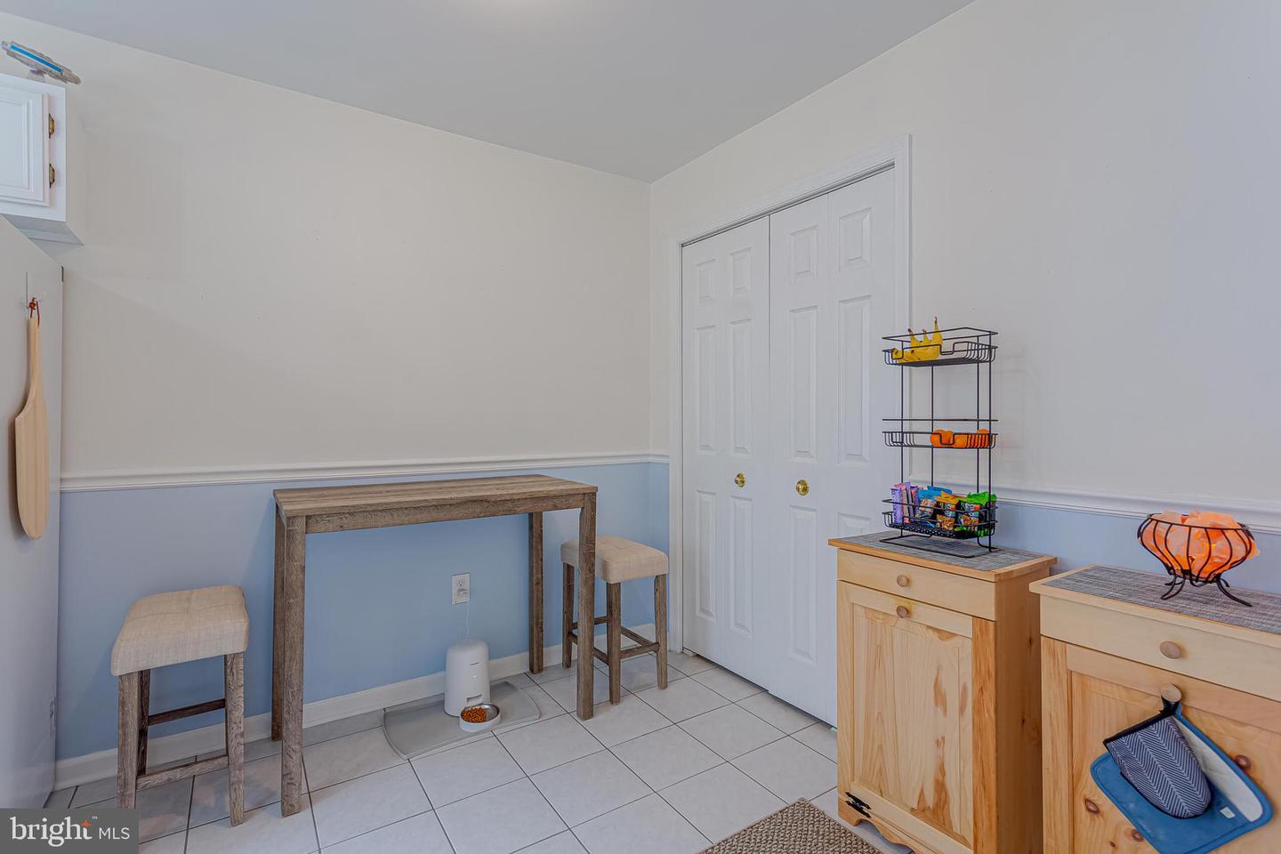 1130 HUNTMASTER TER NE #102, LEESBURG, Virginia 20176, 2 Bedrooms Bedrooms, ,1 BathroomBathrooms,Residential,For sale,1130 HUNTMASTER TER NE #102,VALO2111078 MLS # VALO2111078