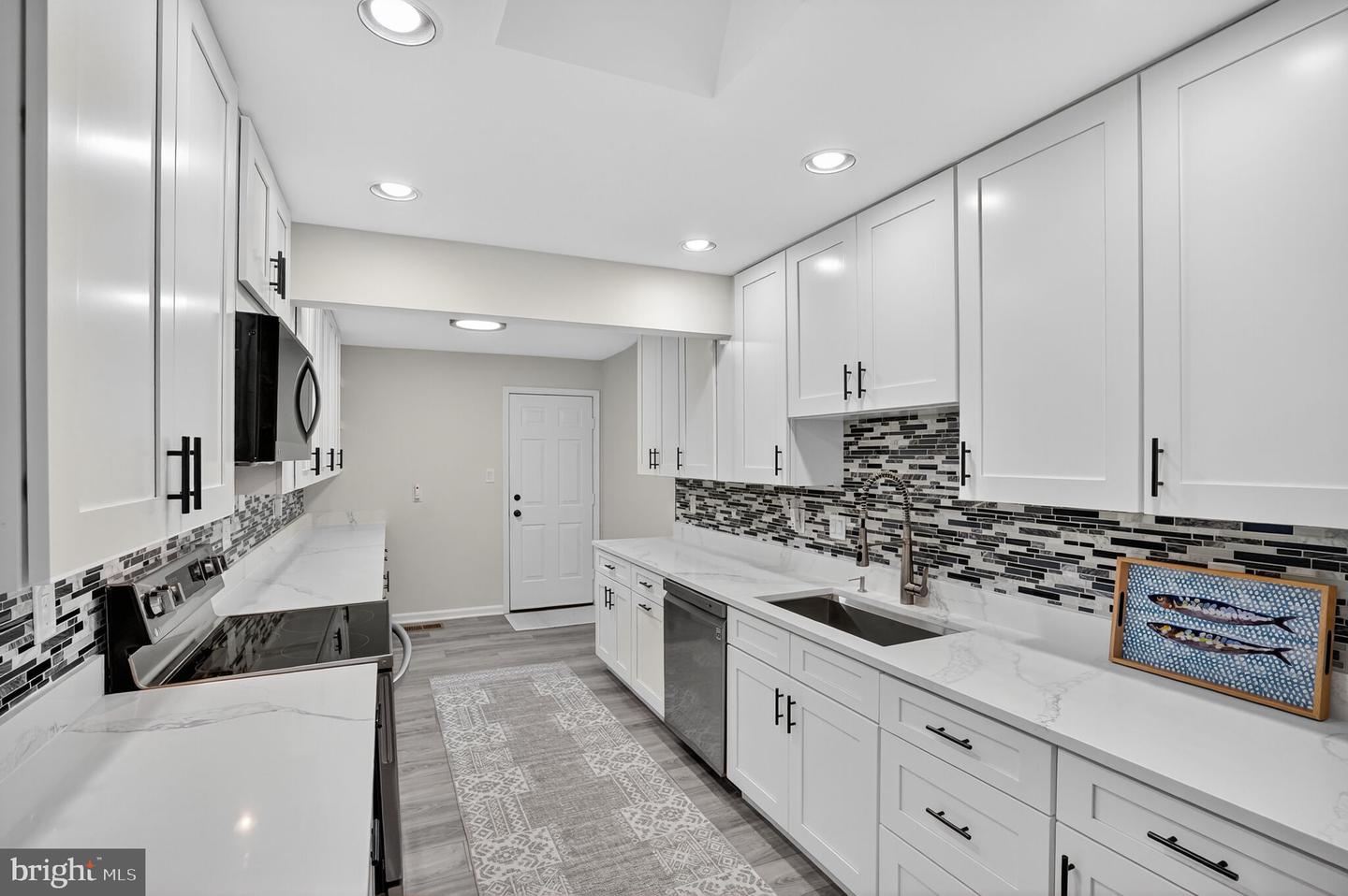 3889 TUSICO PL, FAIRFAX, Virginia 22030, 3 Bedrooms Bedrooms, ,3 BathroomsBathrooms,Residential,For sale,3889 TUSICO PL,VAFC2007384 MLS # VAFC2007384 3889 TUSICO PL, FAIRFAX, Virginia 22030, 3 Bedrooms Bedrooms, ,3 BathroomsBathrooms,Residential,For sale,3889 TUSICO PL,VAFC2007384 MLS # VAFC2007384