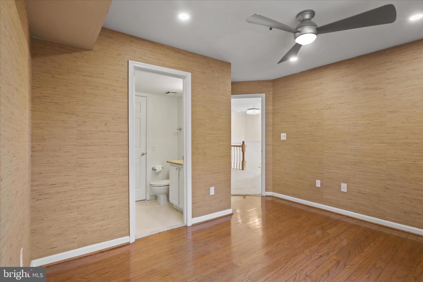 429 FORTRESS WAY #429, OCCOQUAN, Virginia 22125, 3 Bedrooms Bedrooms, ,3 BathroomsBathrooms,Residential,For sale,429 FORTRESS WAY #429,VAPW2107714 MLS # VAPW2107714 429 FORTRESS WAY #429, OCCOQUAN, Virginia 22125, 3 Bedrooms Bedrooms, ,3 BathroomsBathrooms,Residential,For sale,429 FORTRESS WAY #429,VAPW2107714 MLS # VAPW2107714