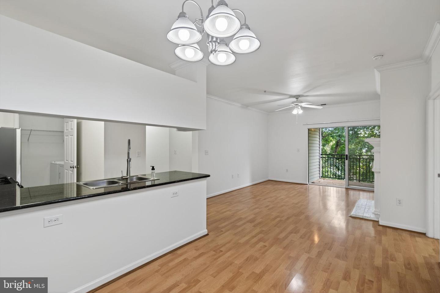 12148 GARDEN GROVE CIR #403, FAIRFAX, Virginia 22030, 2 Bedrooms Bedrooms, 4 Rooms Rooms,2 BathroomsBathrooms,Residential,For sale,12148 GARDEN GROVE CIR #403,VAFX2278928 MLS # VAFX2278928 12148 GARDEN GROVE CIR #403, FAIRFAX, Virginia 22030, 2 Bedrooms Bedrooms, 4 Rooms Rooms,2 BathroomsBathrooms,Residential,For sale,12148 GARDEN GROVE CIR #403,VAFX2278928 MLS # VAFX2278928