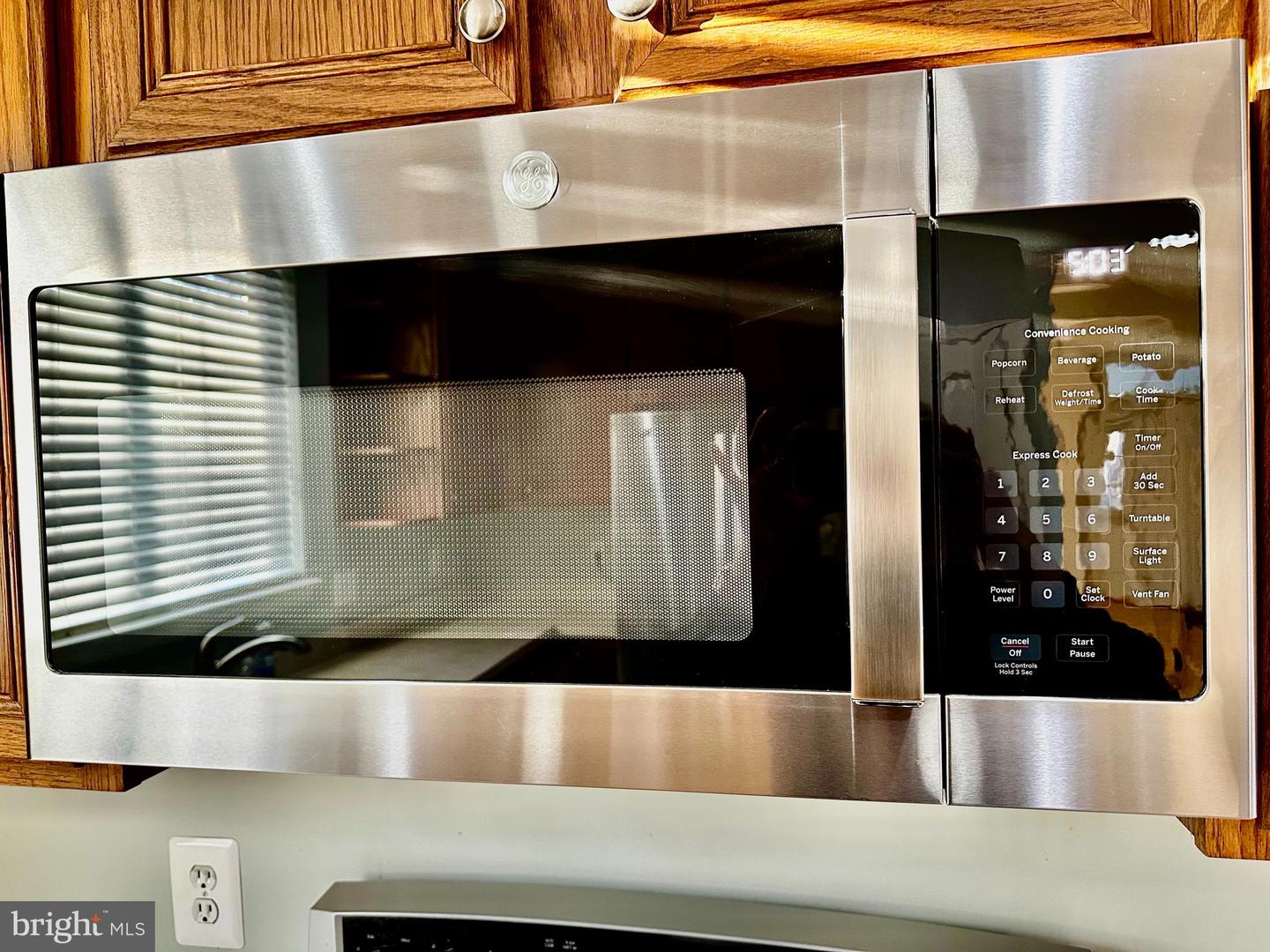 43438 OXEN LN, CHANTILLY, Virginia 20152, 4 Bedrooms Bedrooms, ,3 BathroomsBathrooms,Residential,For sale,43438 OXEN LN,VALO2111098 MLS # VALO2111098 43438 OXEN LN, CHANTILLY, Virginia 20152, 4 Bedrooms Bedrooms, ,3 BathroomsBathrooms,Residential,For sale,43438 OXEN LN,VALO2111098 MLS # VALO2111098