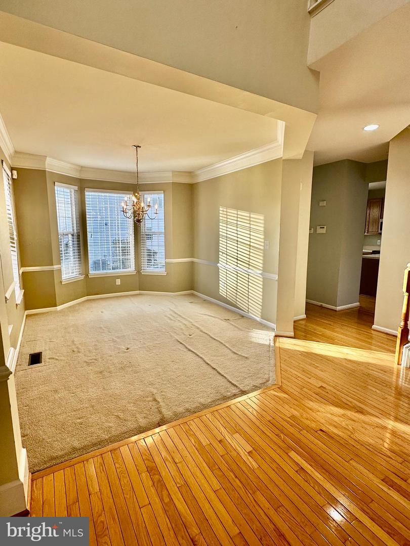 43438 OXEN LN, CHANTILLY, Virginia 20152, 4 Bedrooms Bedrooms, ,3 BathroomsBathrooms,Residential,For sale,43438 OXEN LN,VALO2111098 MLS # VALO2111098 43438 OXEN LN, CHANTILLY, Virginia 20152, 4 Bedrooms Bedrooms, ,3 BathroomsBathrooms,Residential,For sale,43438 OXEN LN,VALO2111098 MLS # VALO2111098