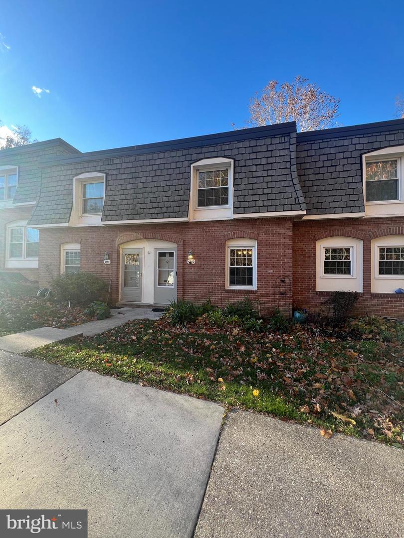 5912 MINUTEMEN RD #295, SPRINGFIELD, Virginia 22152, 2 Bedrooms Bedrooms, ,1 BathroomBathrooms,Residential,For sale,5912 MINUTEMEN RD #295,VAFX2278950 MLS # VAFX2278950 5912 MINUTEMEN RD #295, SPRINGFIELD, Virginia 22152, 2 Bedrooms Bedrooms, ,1 BathroomBathrooms,Residential,For sale,5912 MINUTEMEN RD #295,VAFX2278950 MLS # VAFX2278950