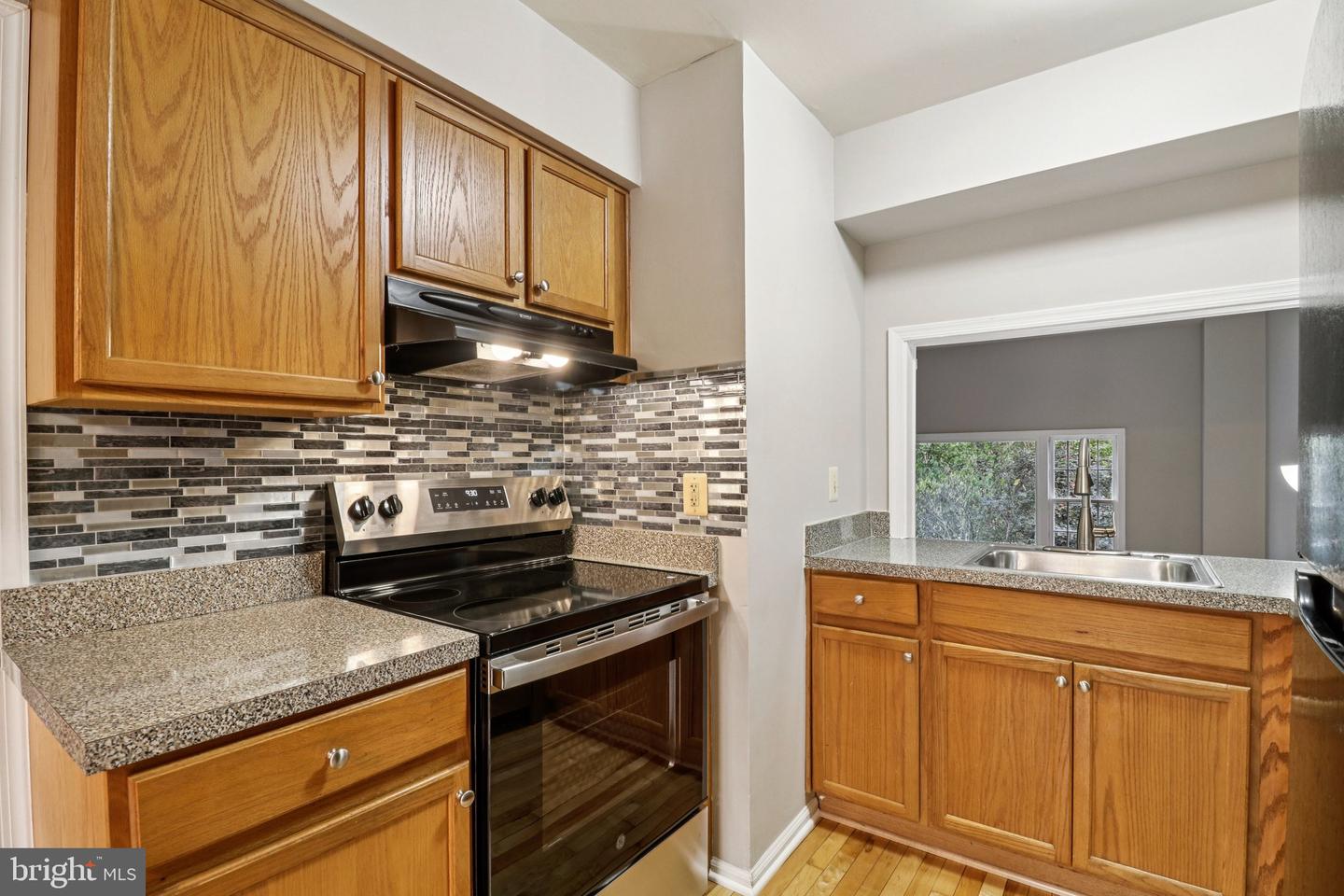 5912 MINUTEMEN RD #295, SPRINGFIELD, Virginia 22152, 2 Bedrooms Bedrooms, ,1 BathroomBathrooms,Residential,For sale,5912 MINUTEMEN RD #295,VAFX2278950 MLS # VAFX2278950 5912 MINUTEMEN RD #295, SPRINGFIELD, Virginia 22152, 2 Bedrooms Bedrooms, ,1 BathroomBathrooms,Residential,For sale,5912 MINUTEMEN RD #295,VAFX2278950 MLS # VAFX2278950