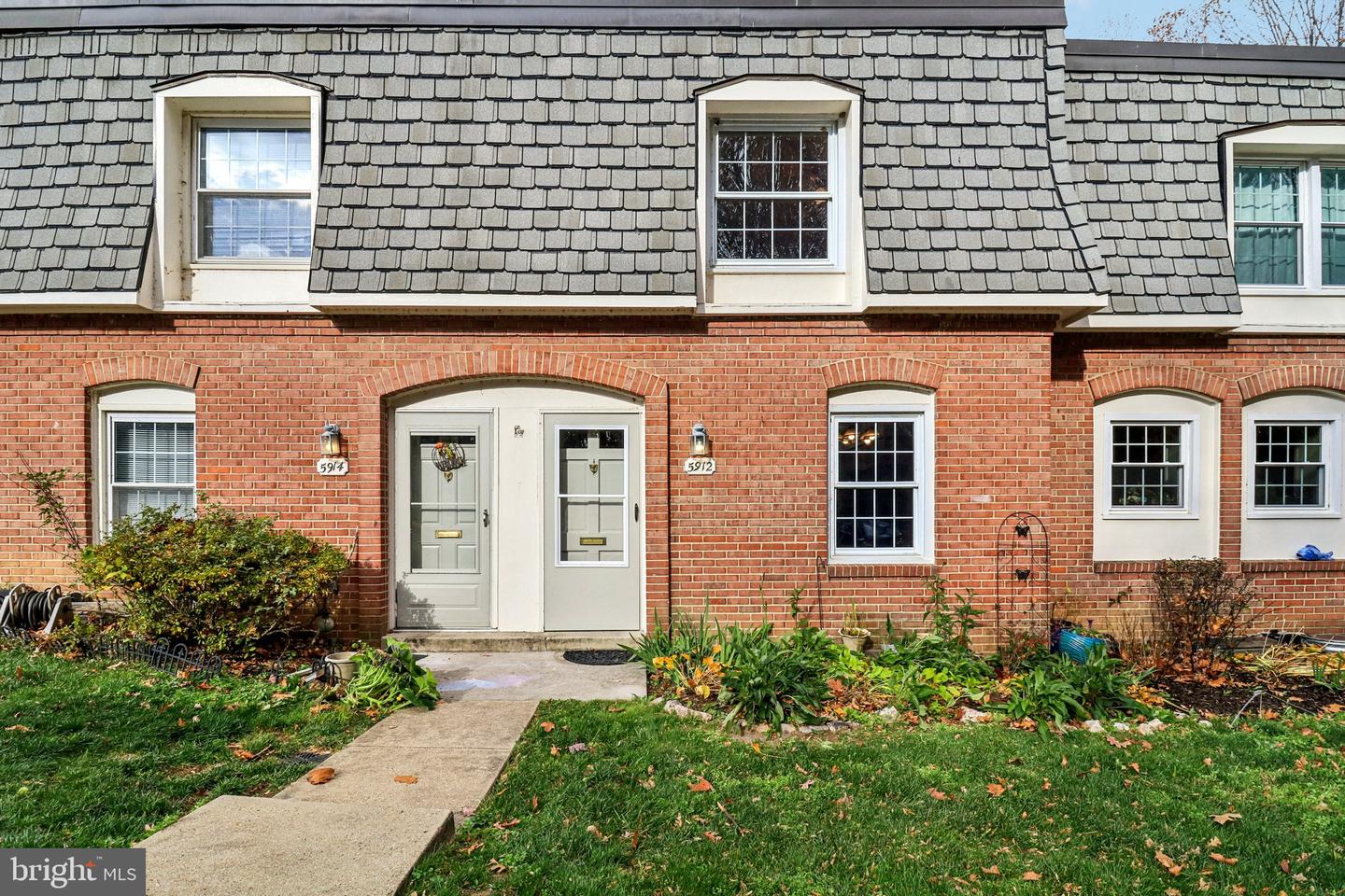 5912 MINUTEMEN RD #295, SPRINGFIELD, Virginia 22152, 2 Bedrooms Bedrooms, ,1 BathroomBathrooms,Residential,For sale,5912 MINUTEMEN RD #295,VAFX2278950 MLS # VAFX2278950 5912 MINUTEMEN RD #295, SPRINGFIELD, Virginia 22152, 2 Bedrooms Bedrooms, ,1 BathroomBathrooms,Residential,For sale,5912 MINUTEMEN RD #295,VAFX2278950 MLS # VAFX2278950